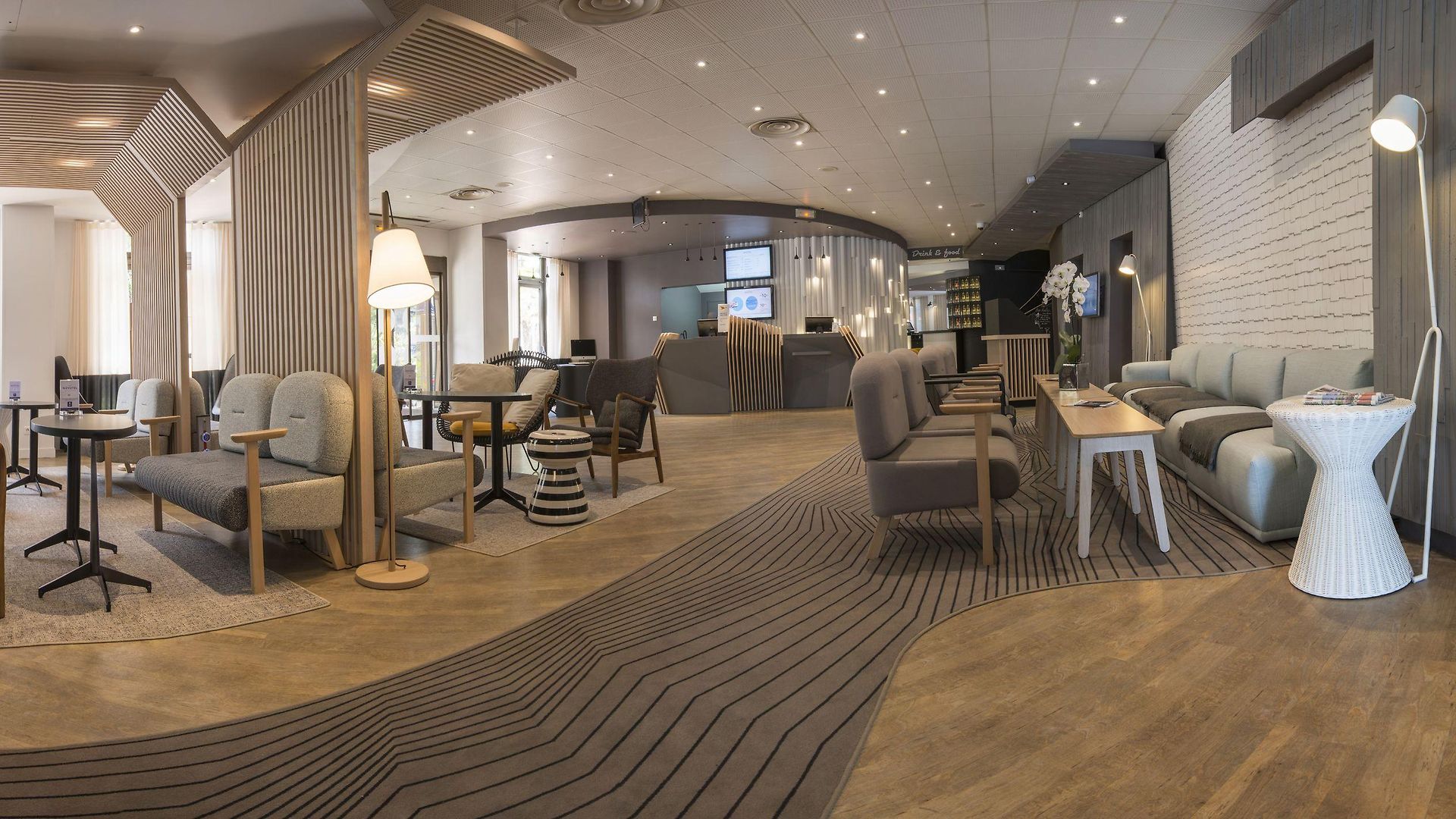 Novotel Centre Vieux 4*