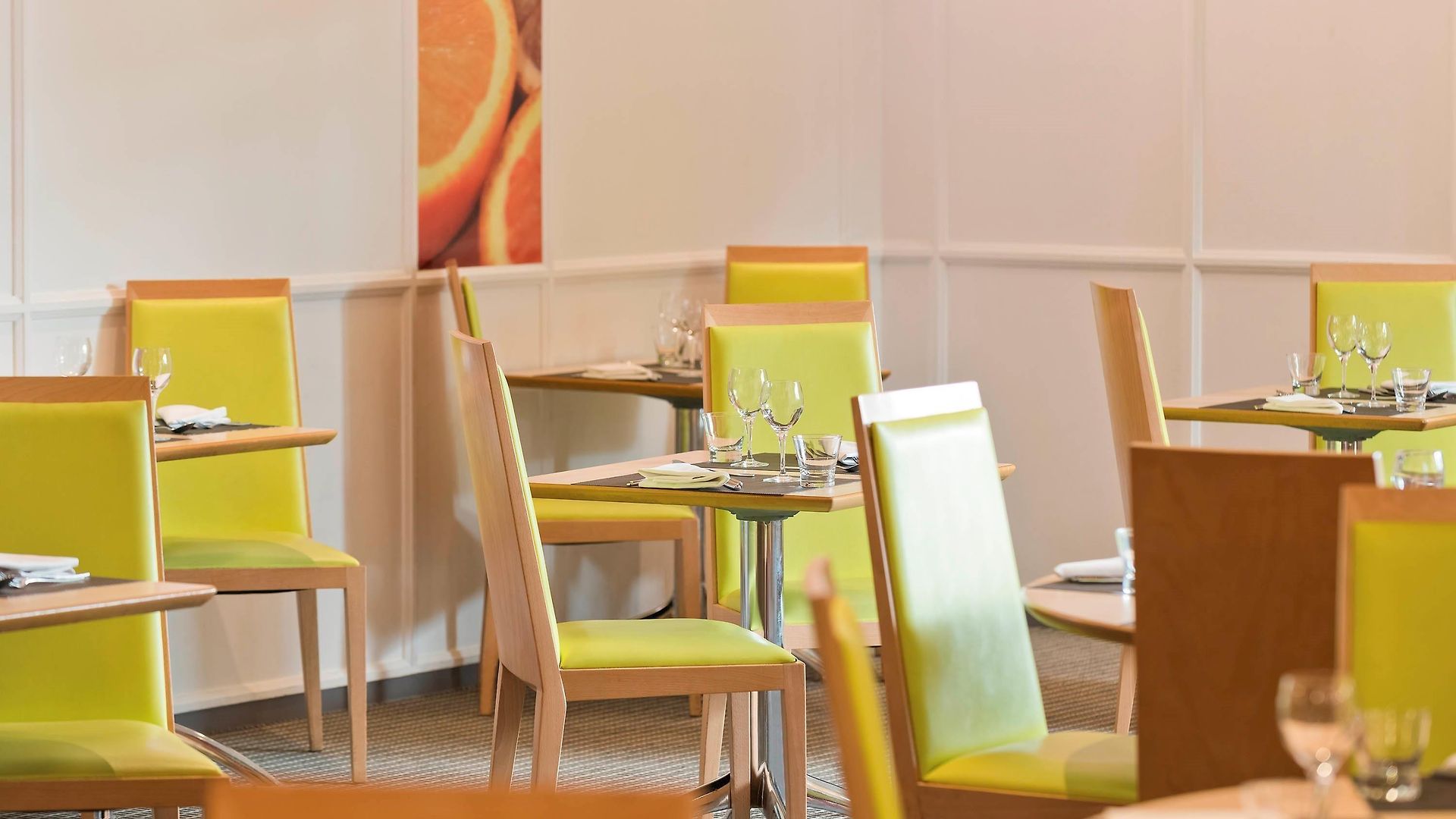 Novotel Arenas Aeroport Hotel