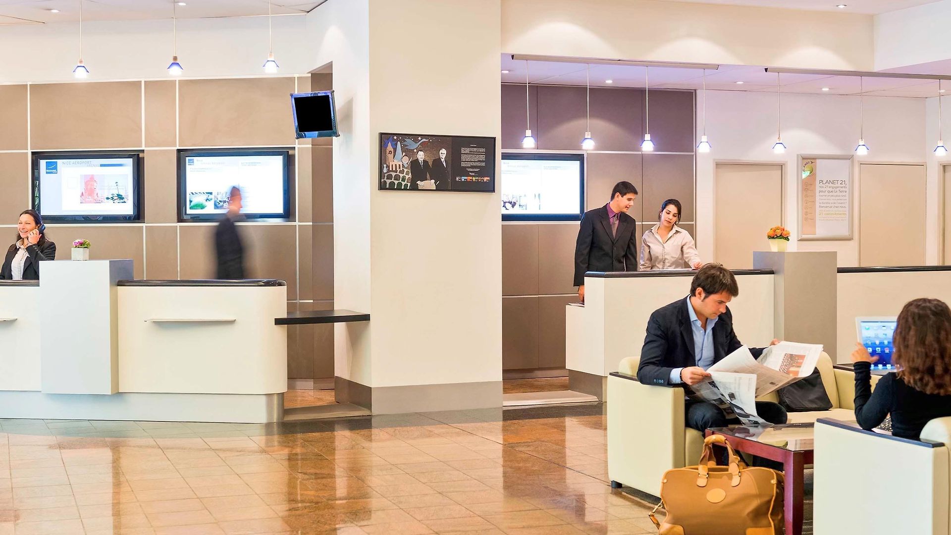 Novotel Arenas Aeroport