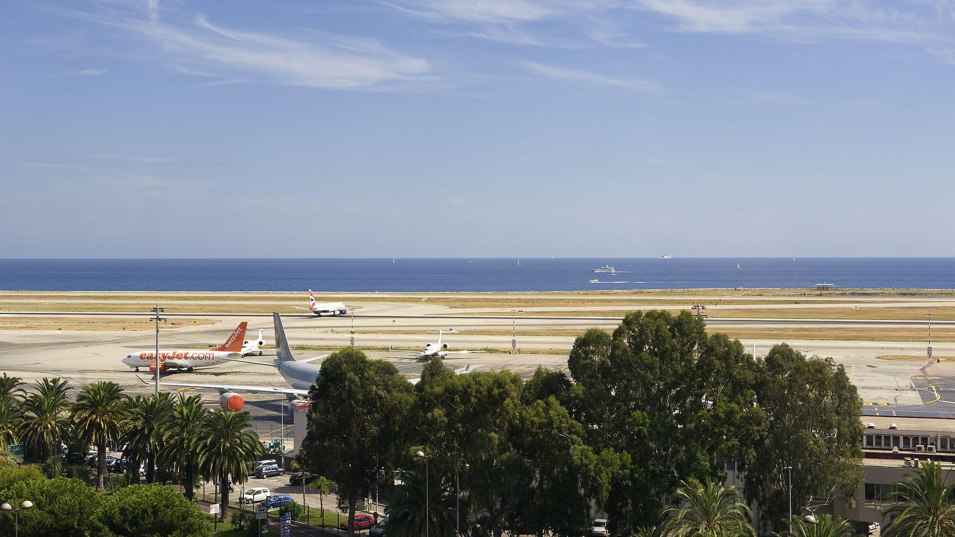 Novotel Arenas Aeroport Hotel