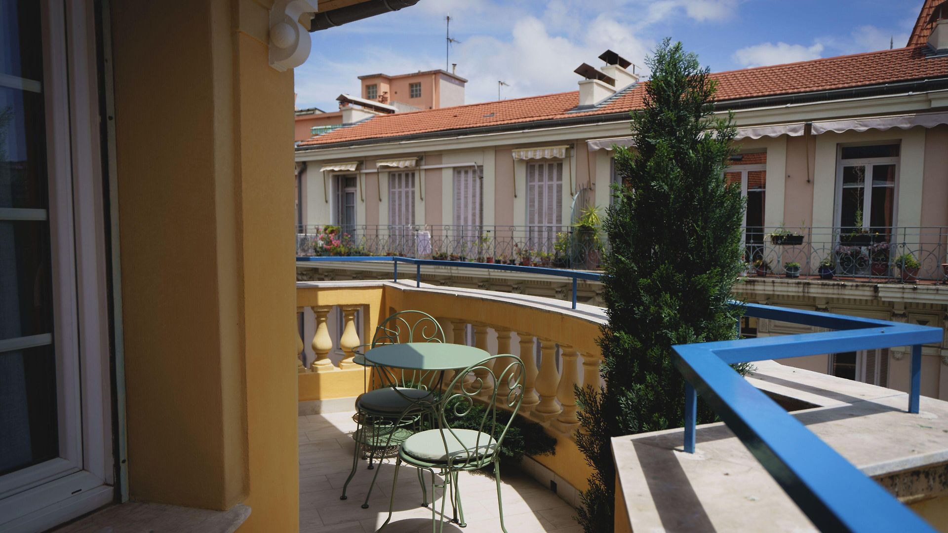 Gounod Fully Renovated Hotel 4*