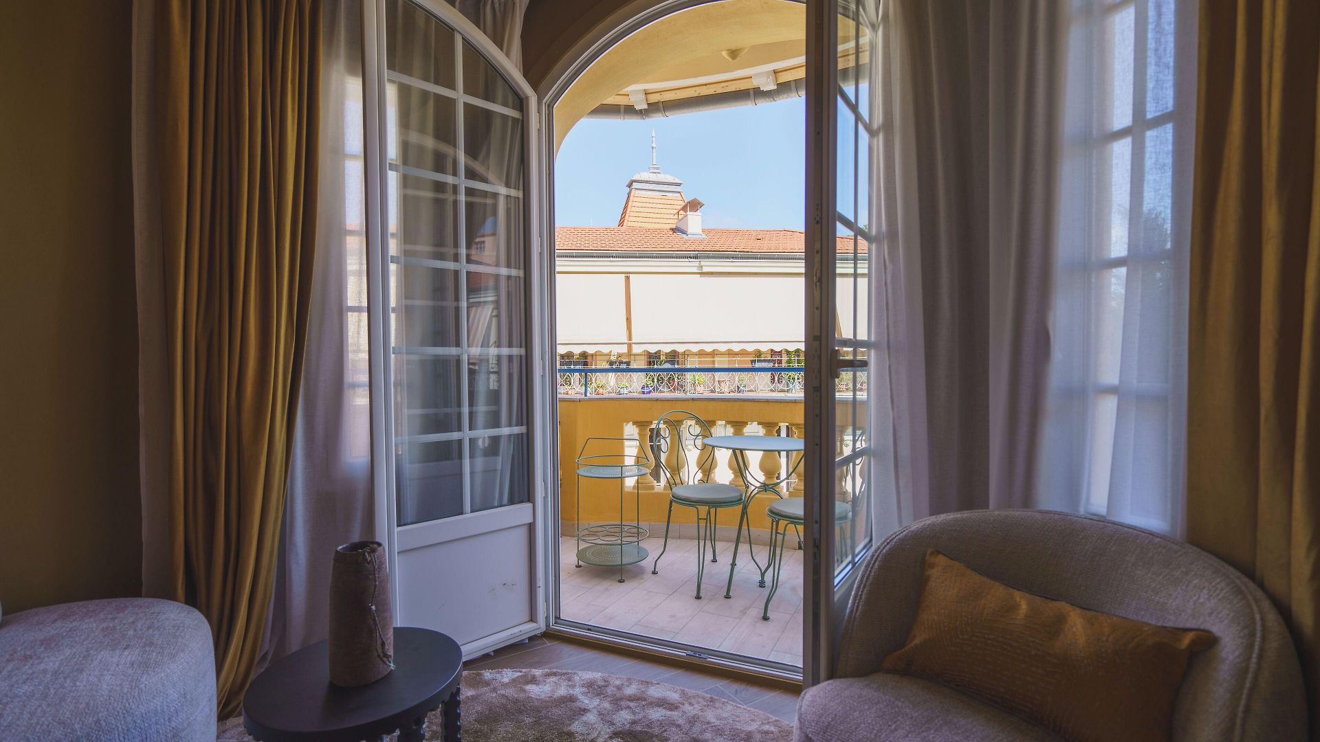 Gounod Fully Renovated 4* Nice