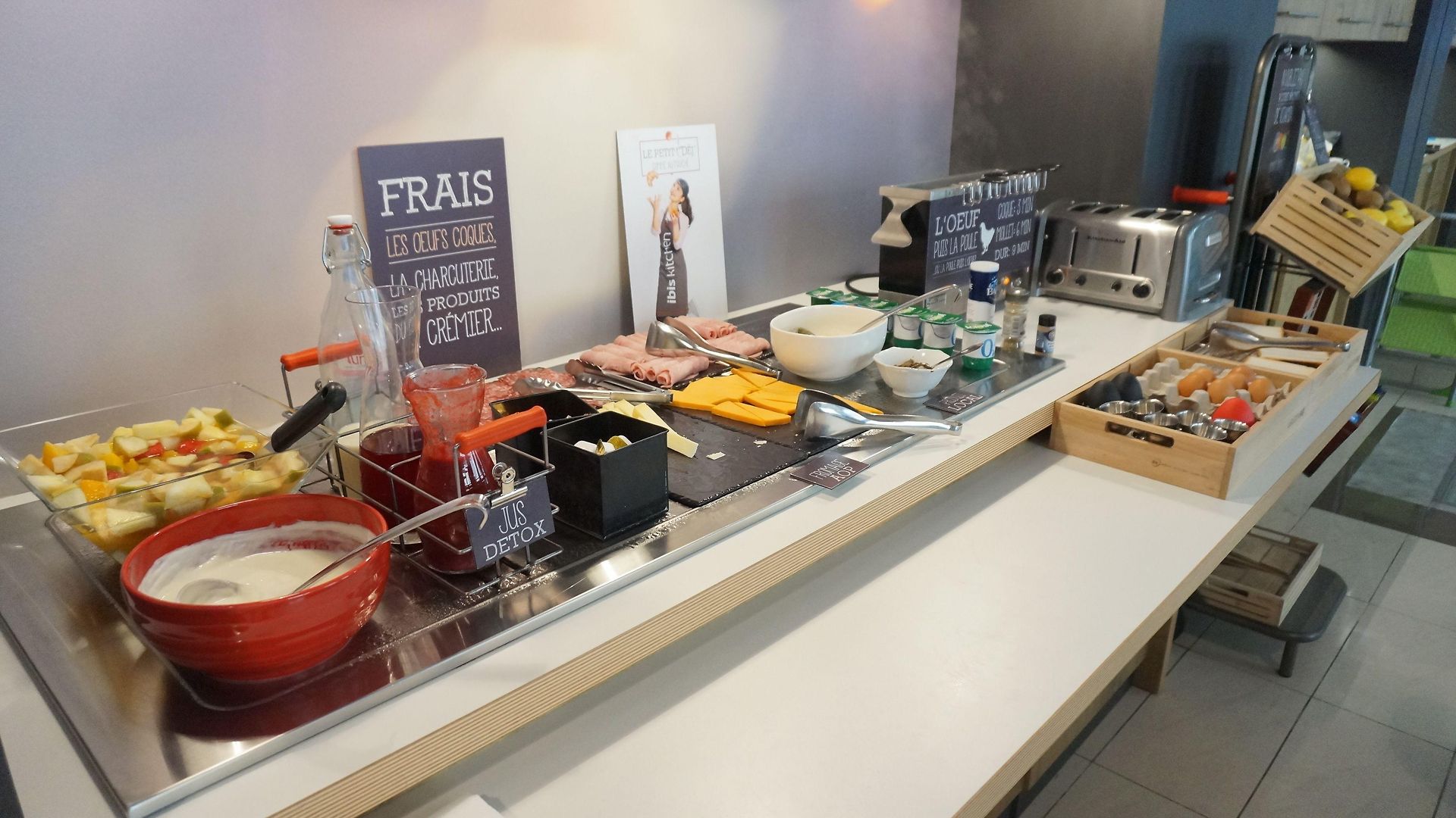 Ibis Centre Notre Dame Hotel 3*