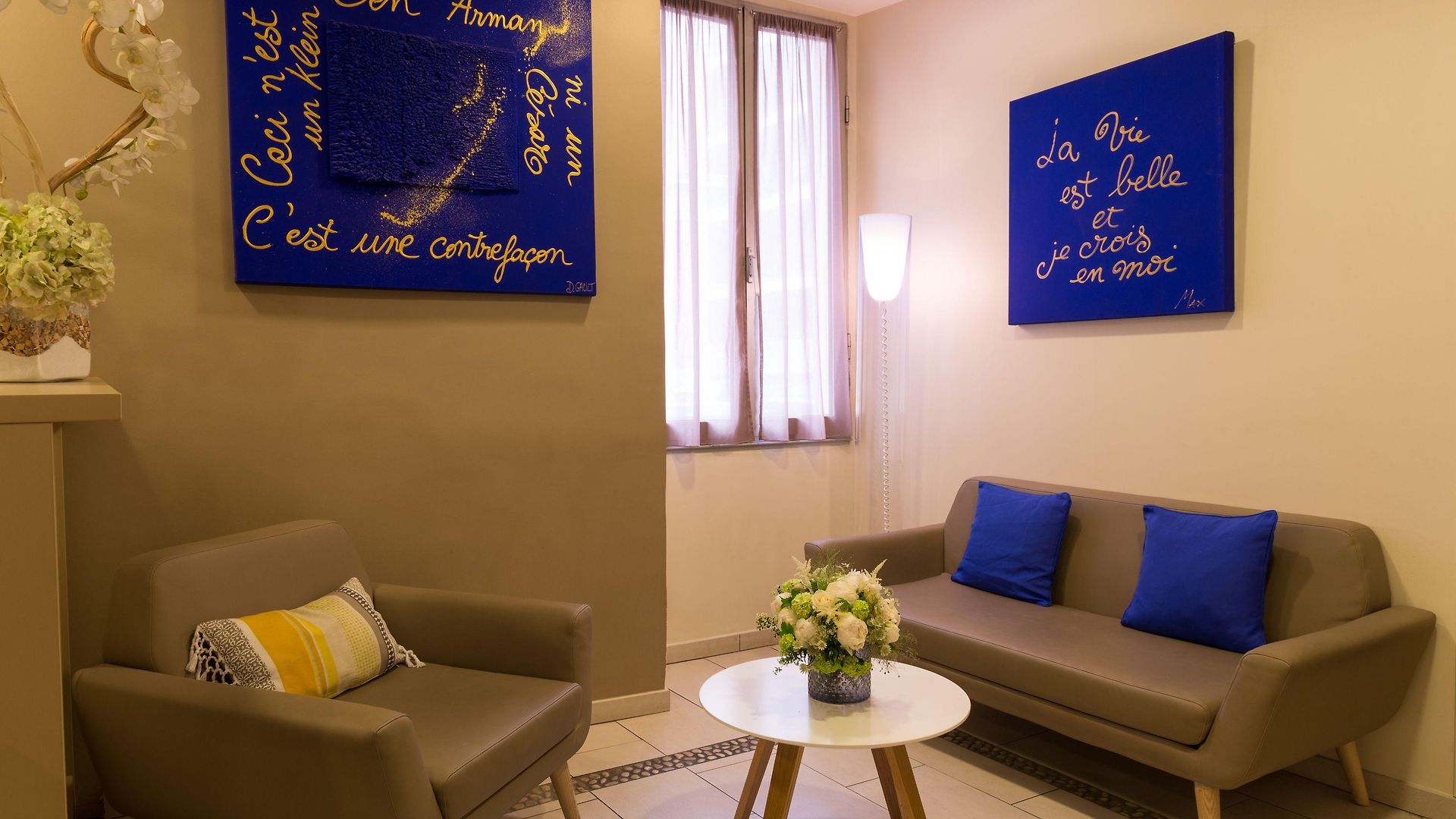 Le Seize, Centre Hotel 3*