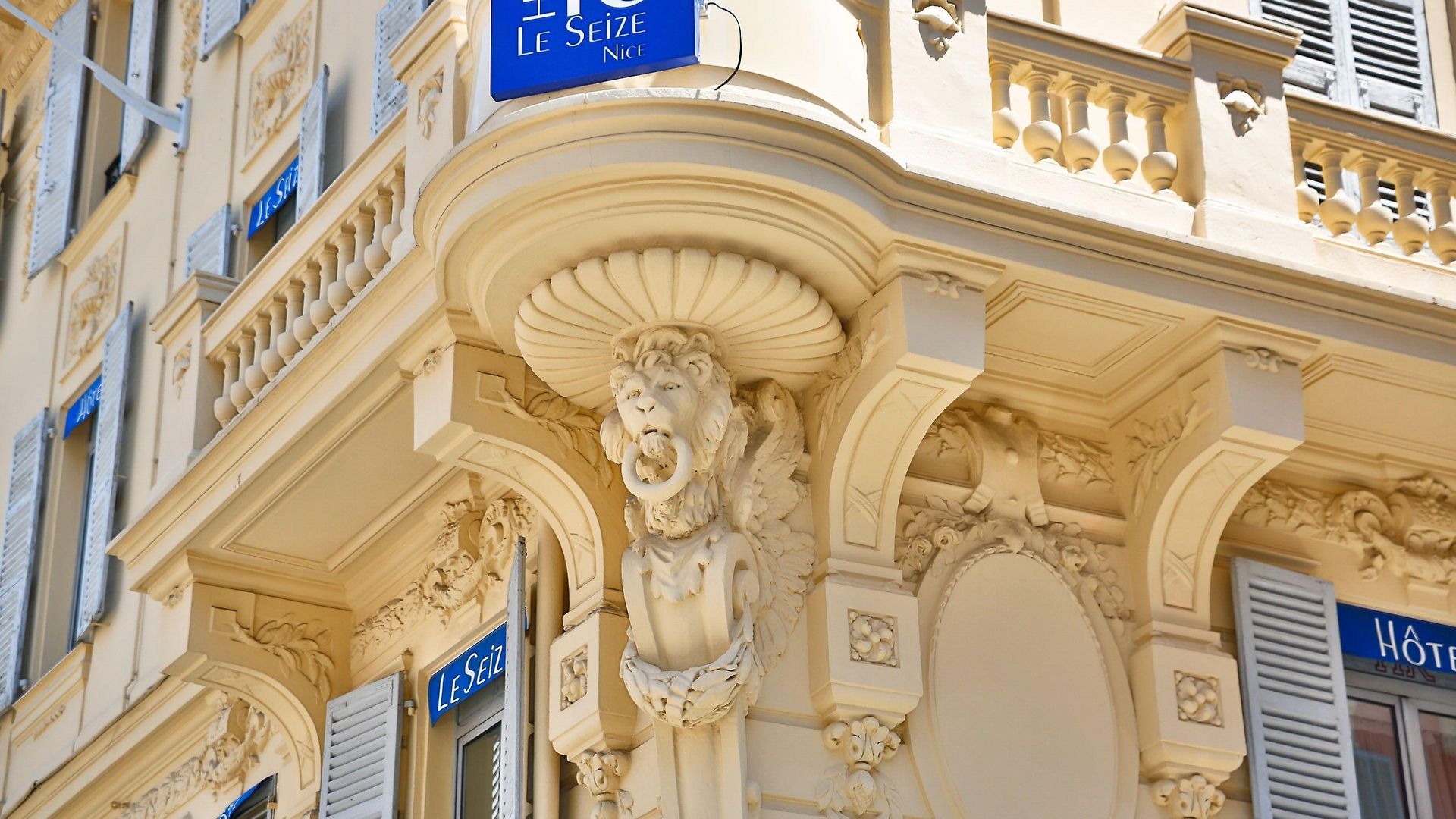 Hotel Le Seize, Centre