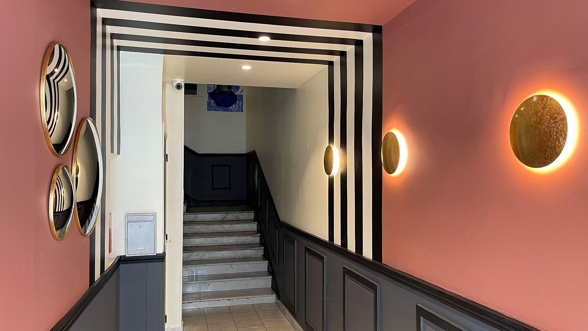 Hotel Le Seize, Centre