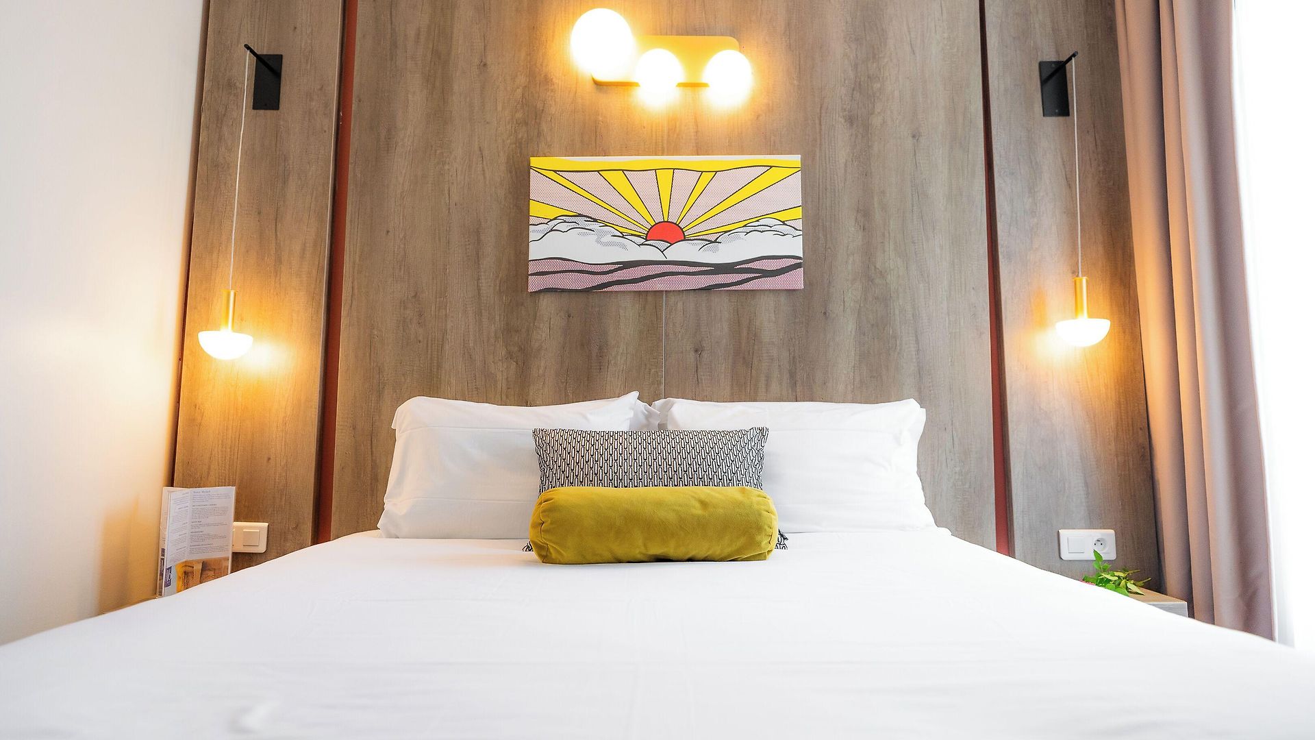 Le Seize, Centre Hotel 3*