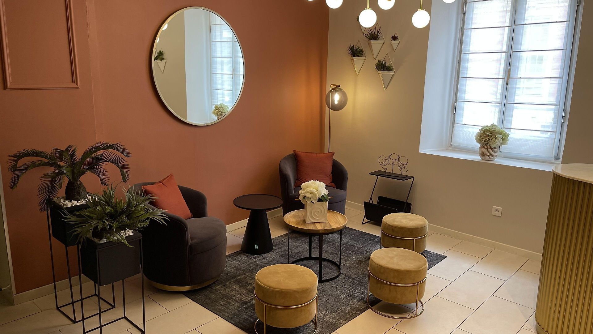 Le Seize, Centre Hotel 3*