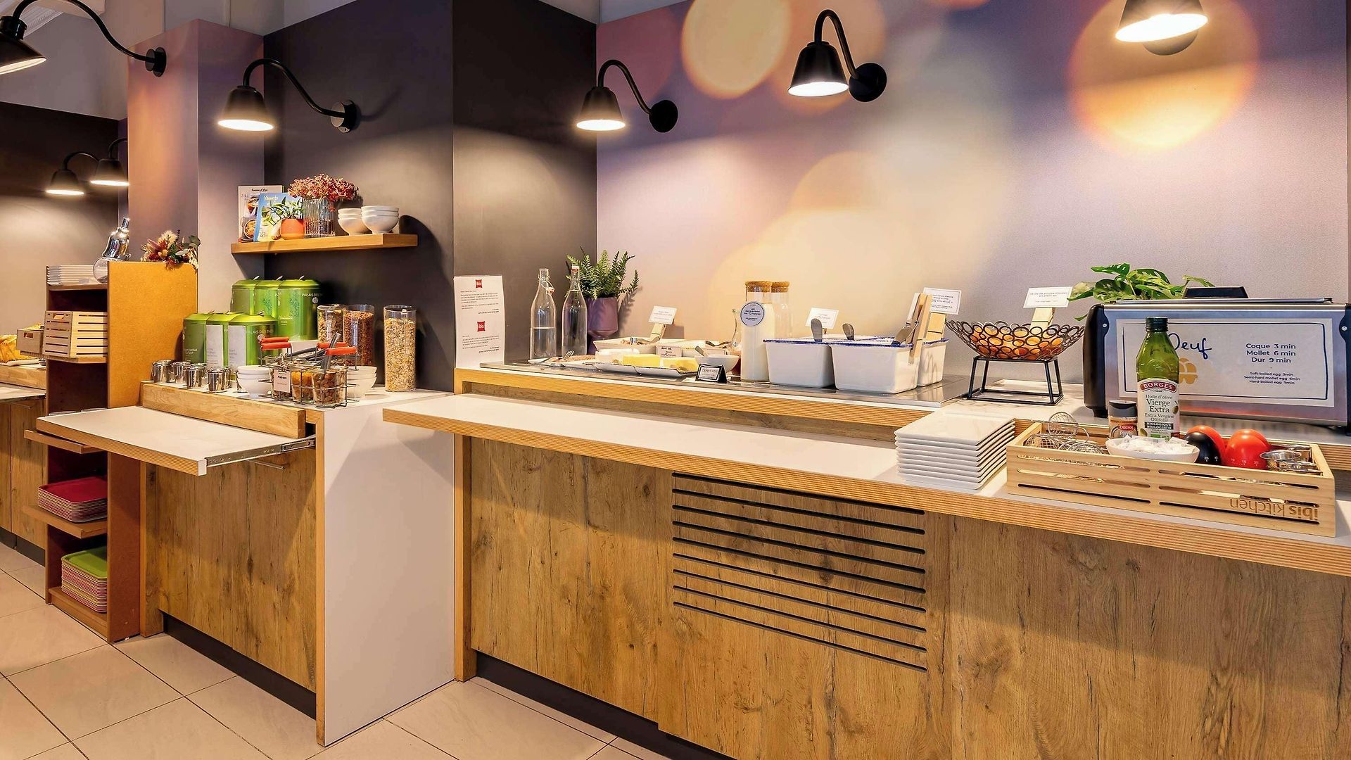 Ibis Centre Notre Dame Hotel 3*