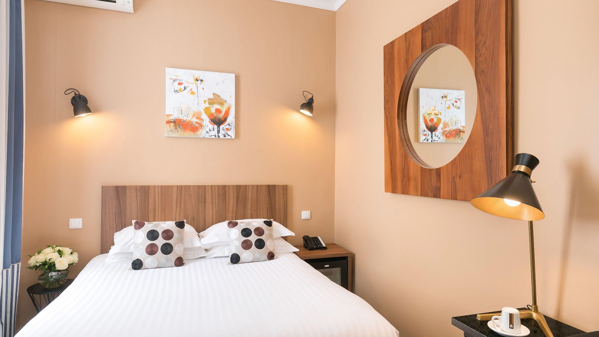 Western Brice Garden Hotel 4*