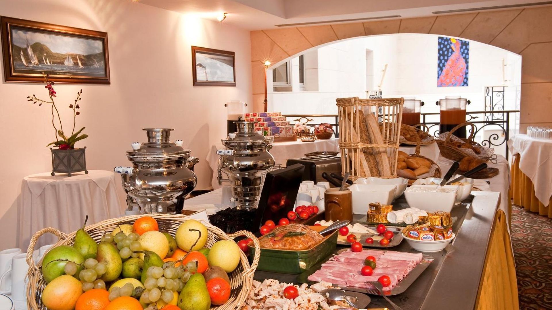 Aston La Scala Hotel