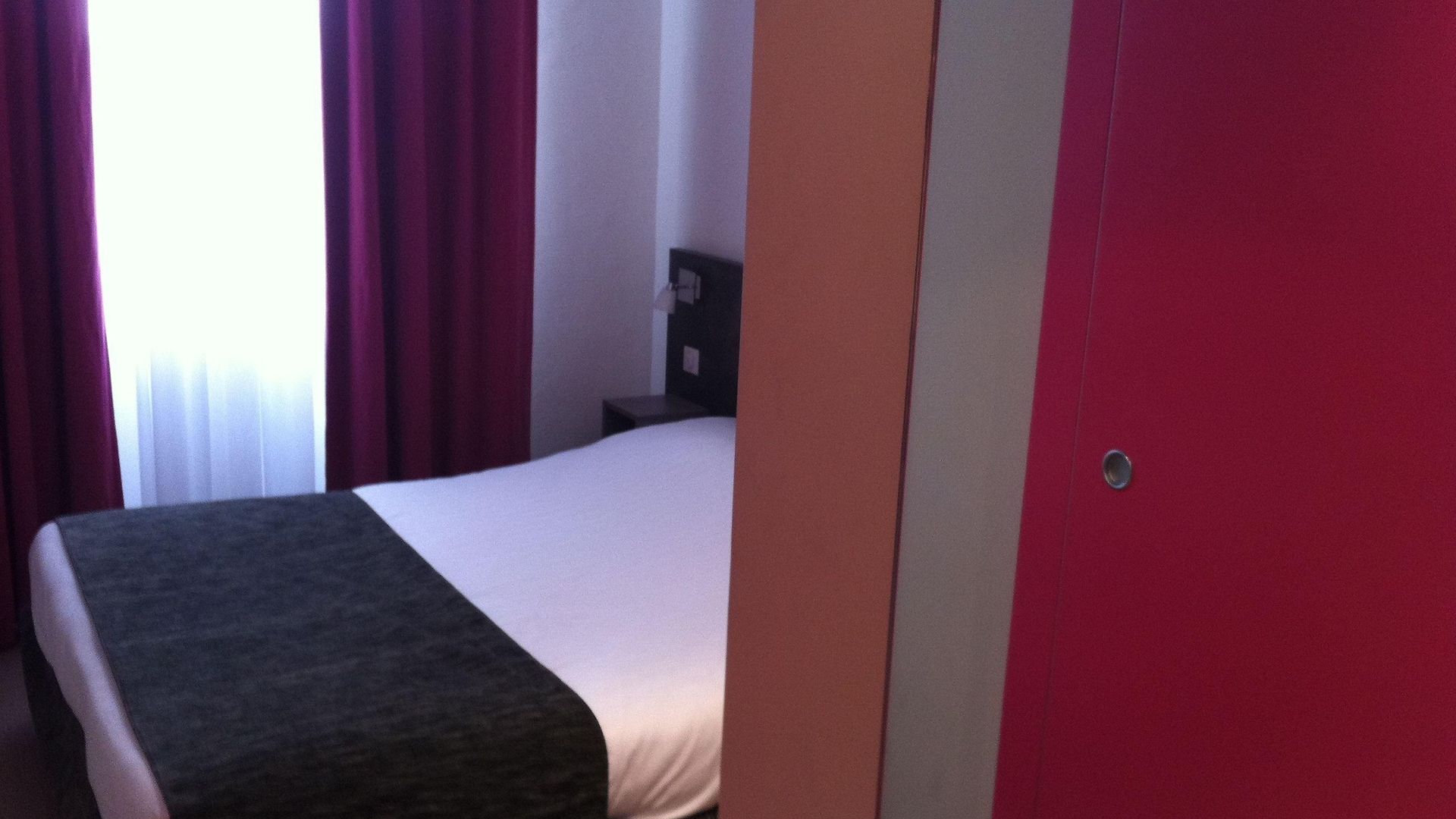 De La Fontaine Hotel 3*