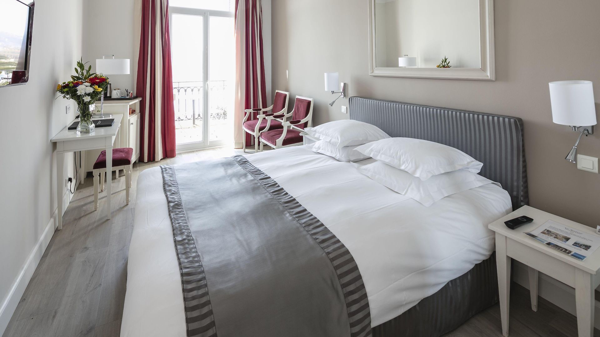 Suisse Hotel 4*