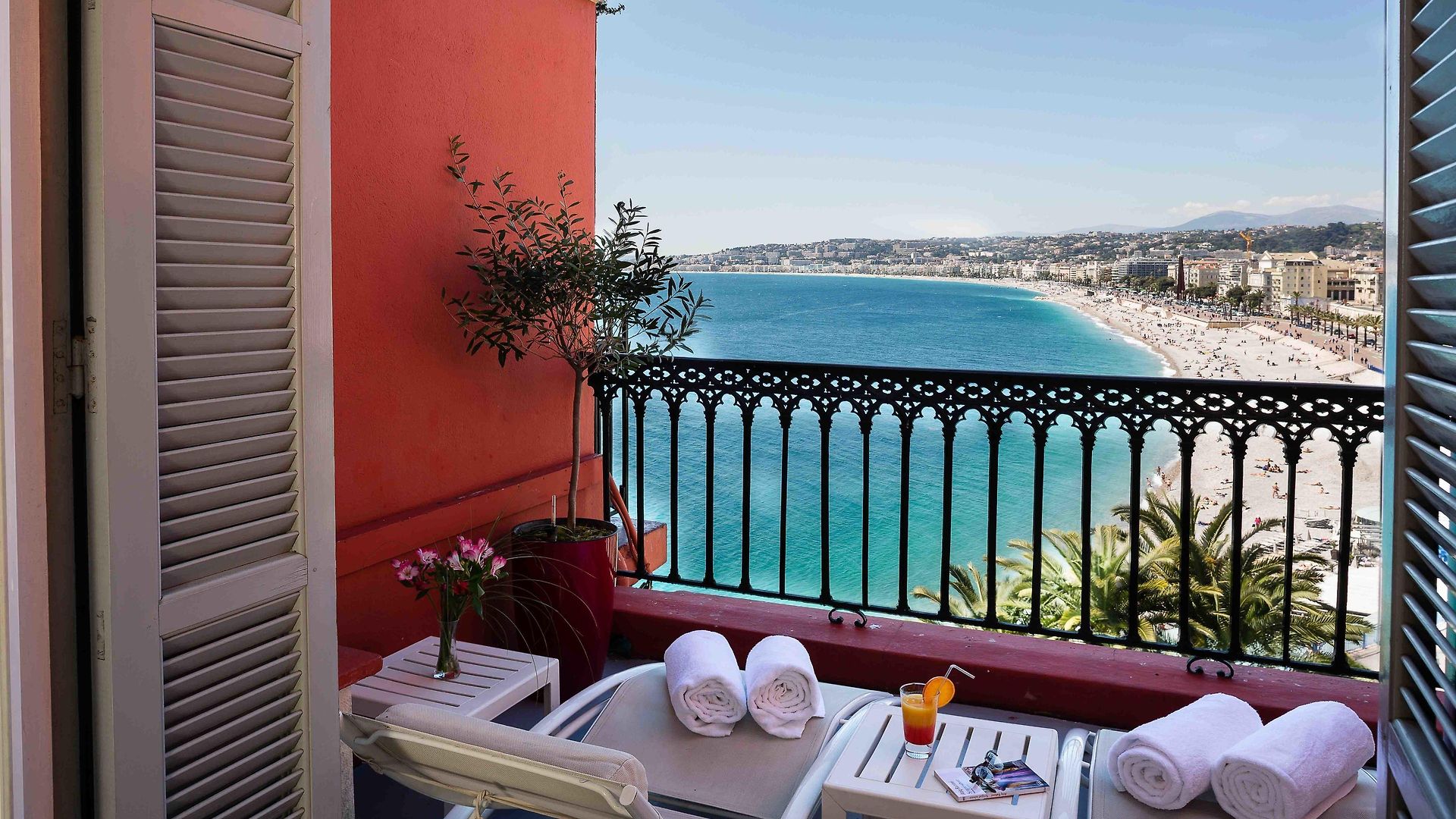 Suisse Hotel 4*