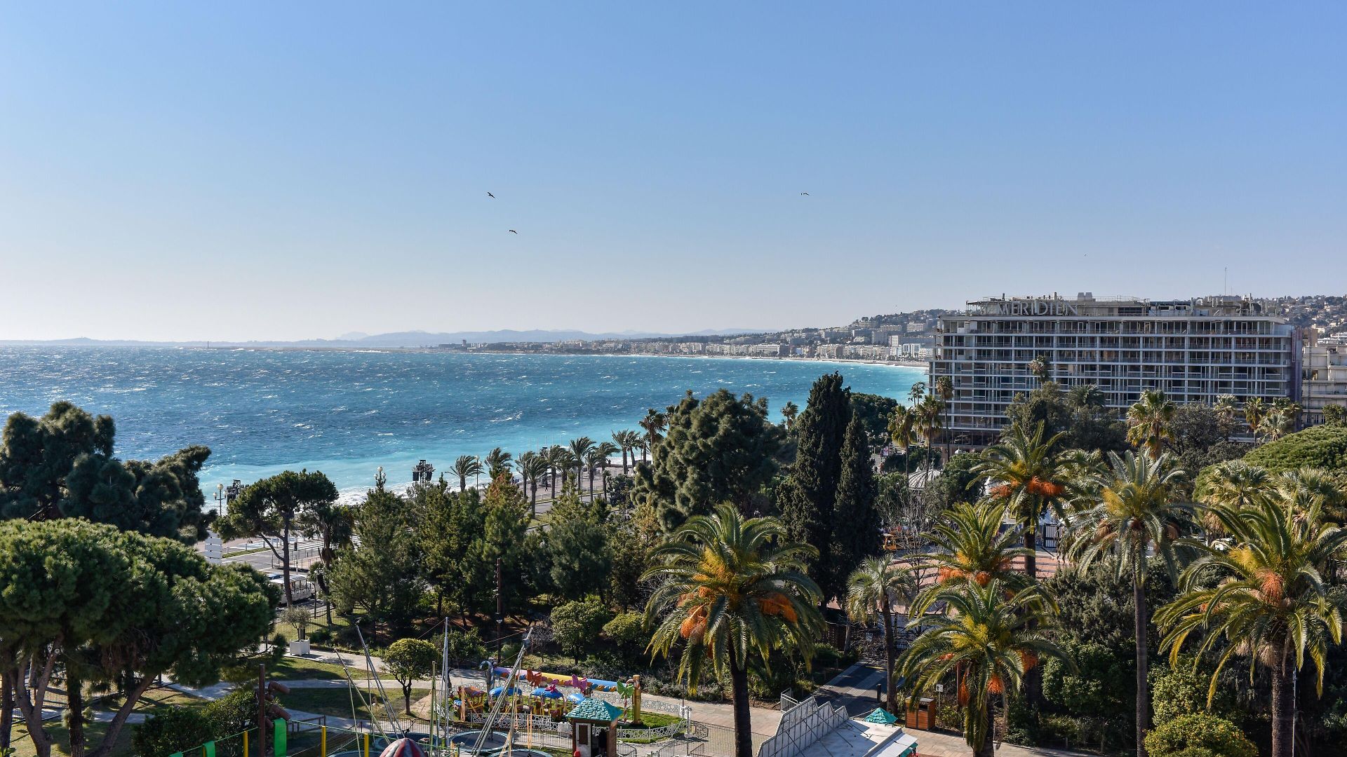 1er Hotel 4*