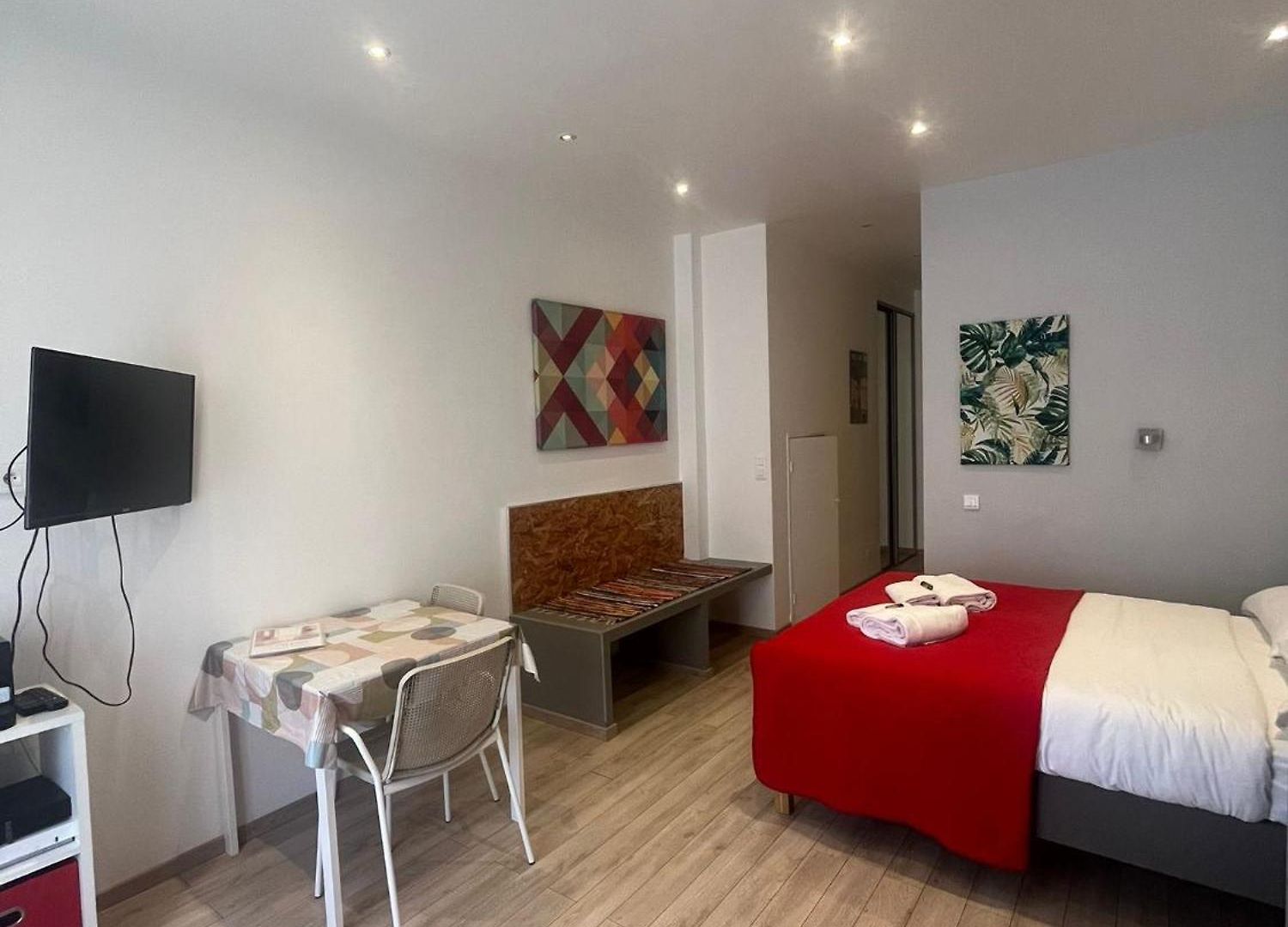 Red Buffa Appartement Nice