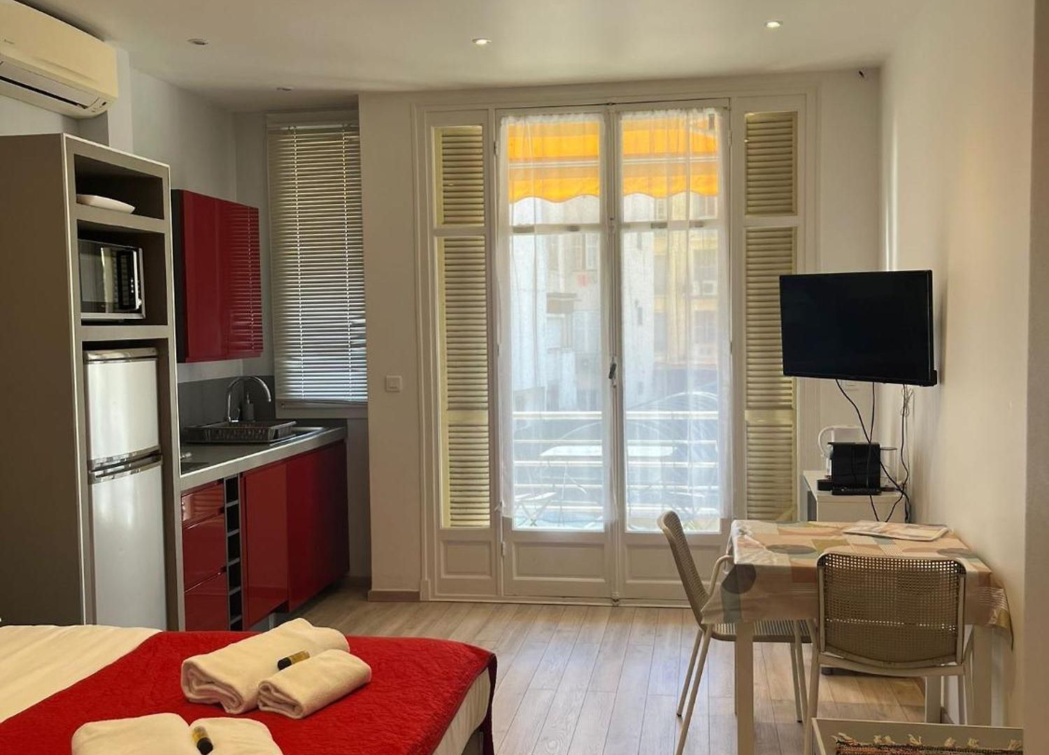 Red Buffa Appartement Nice