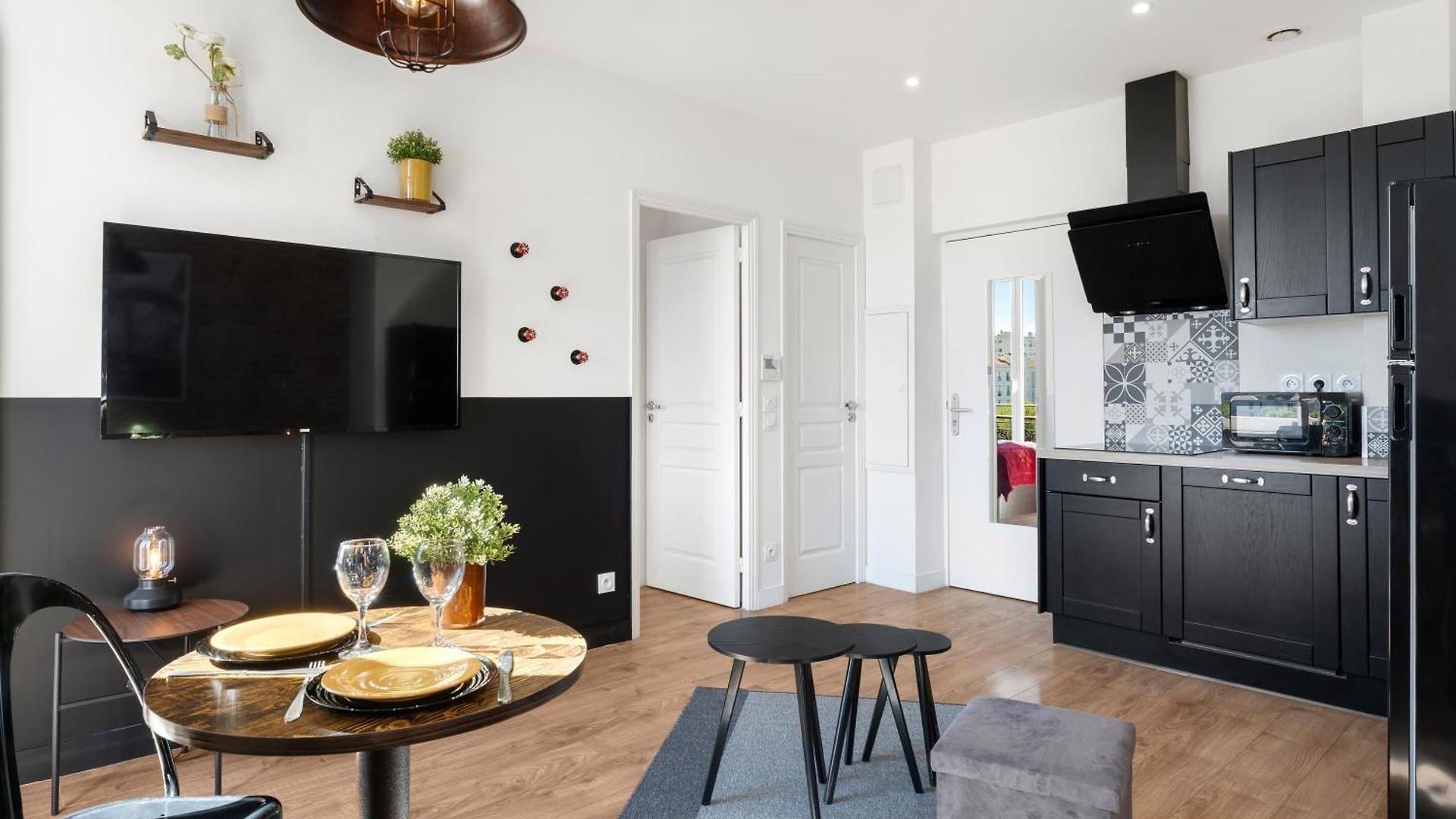 Renting - Cambrai - Luxurious Sea View Terrasse - King Bed - Parking - Ac - Fully Equipped *