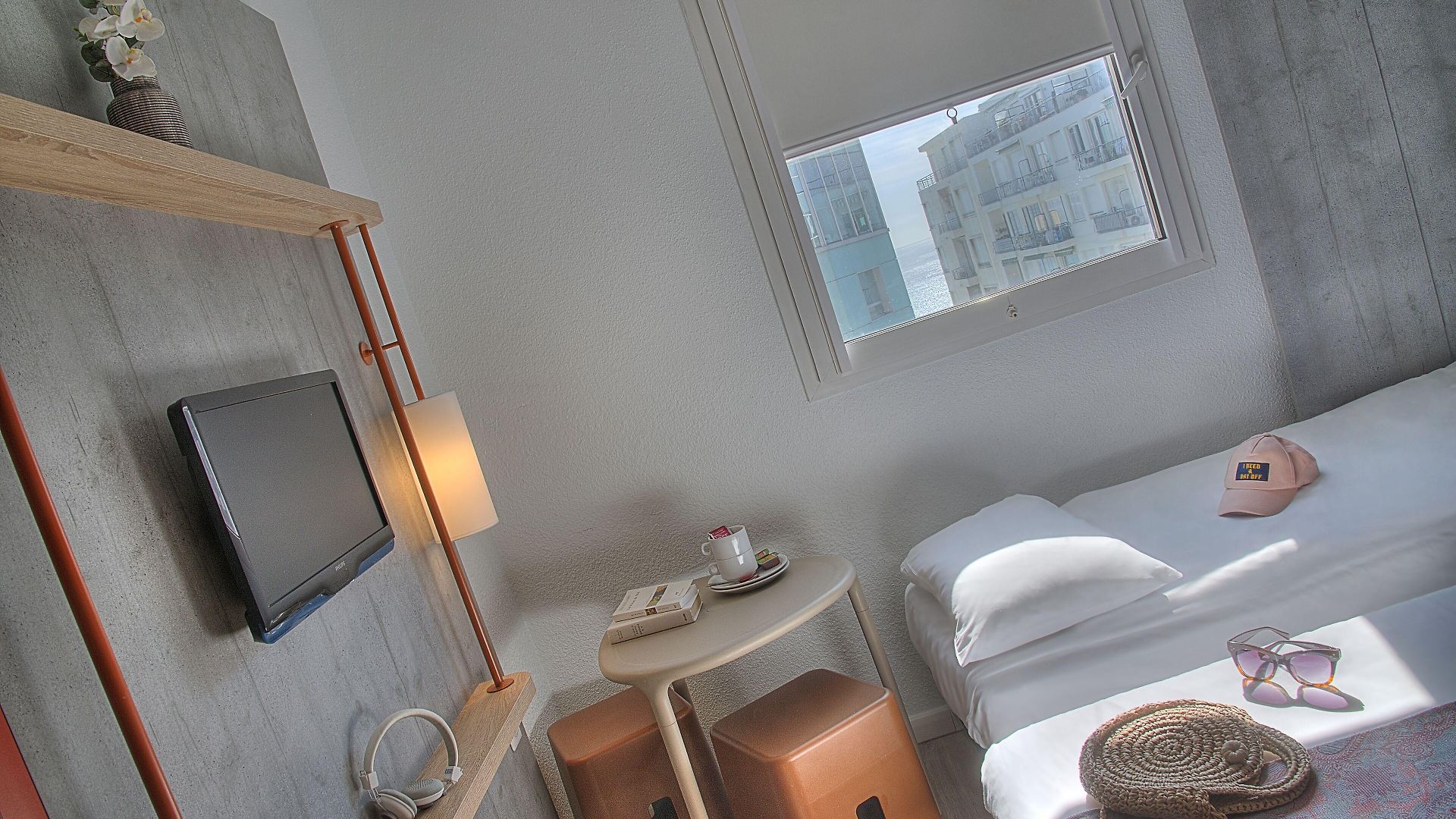 Ibis Budget Californie Lenval 2*