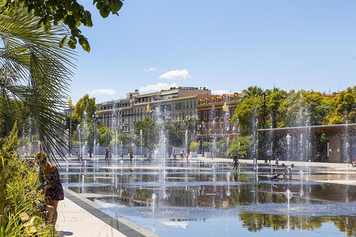 Appartement Charming Peaceful Haven In The Golden Square, Air-conditioned *