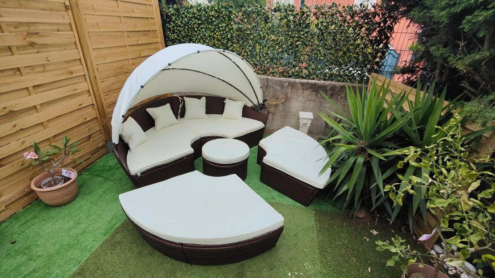 Renovated With Garden Pool Air Conditioning 4 Sleeps Appartement
