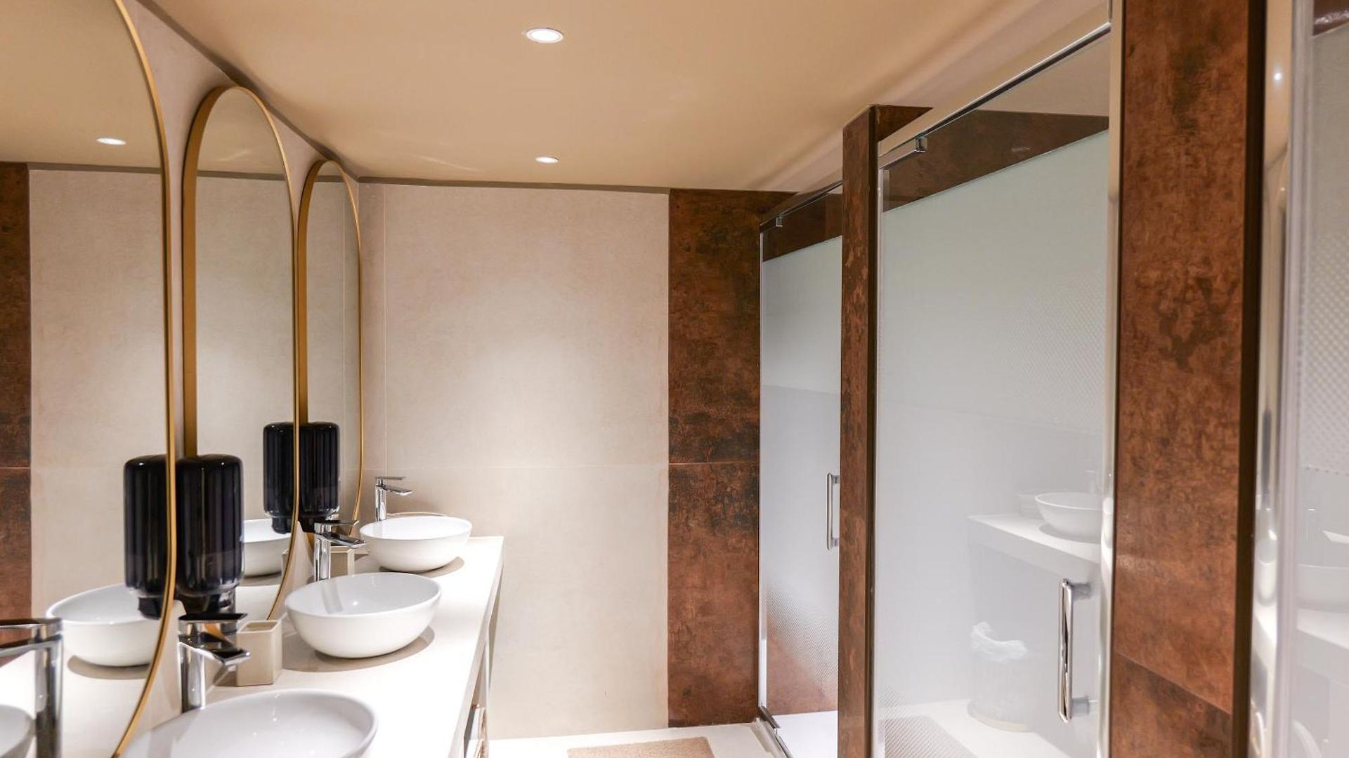 Extra Spacious Modern Hub Center Appartement Nice