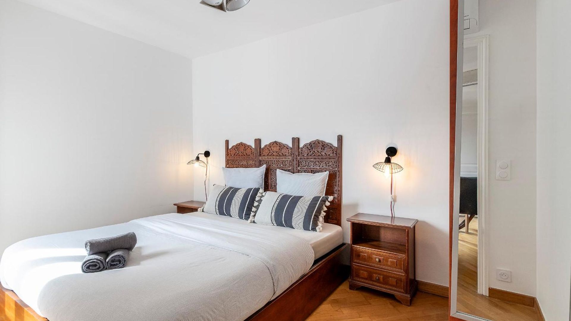 Charming Peaceful Haven In The Golden Square, Air-conditioned *