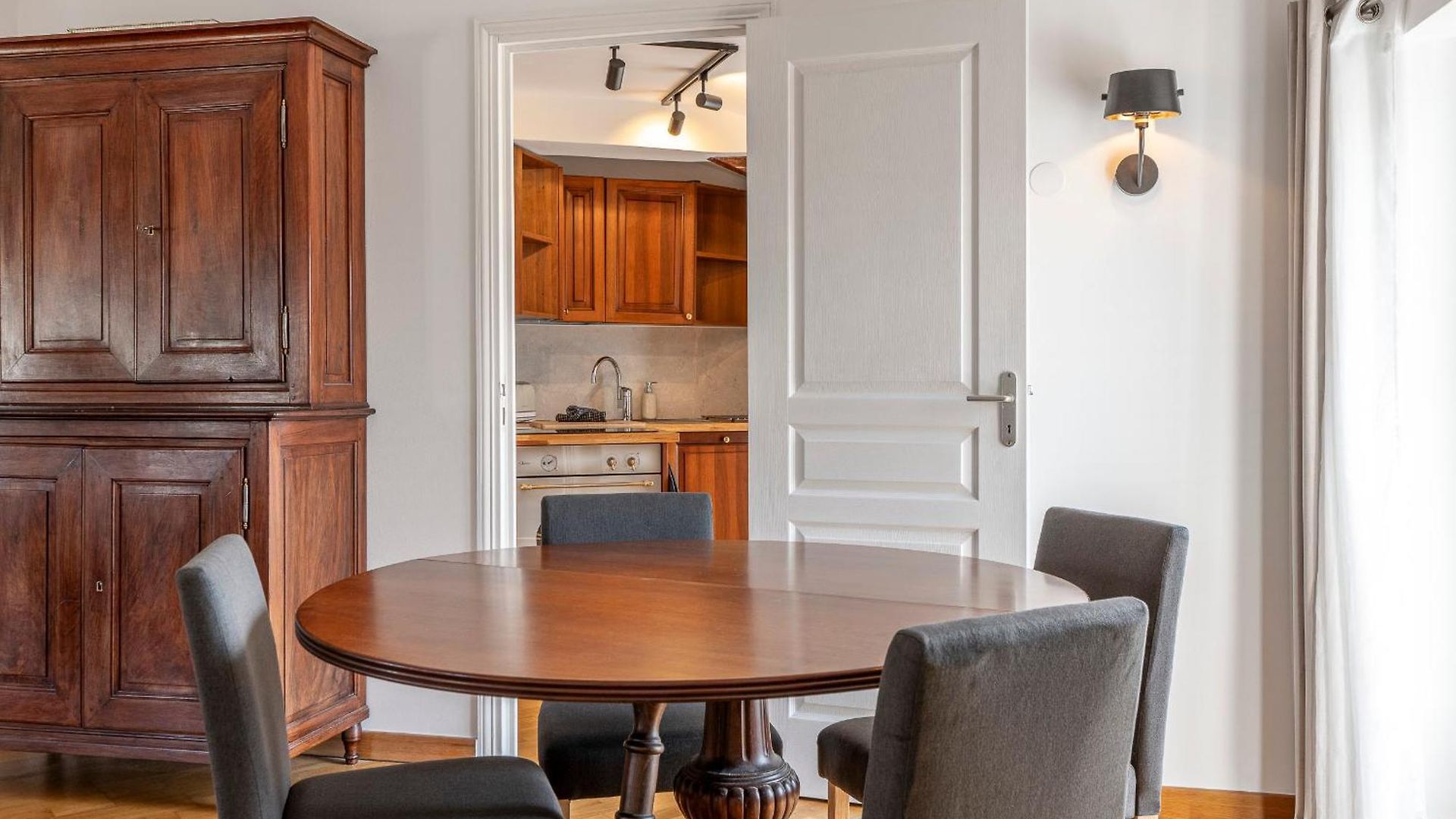 Charming Peaceful Haven In The Golden Square, Air-conditioned Appartement Nice
