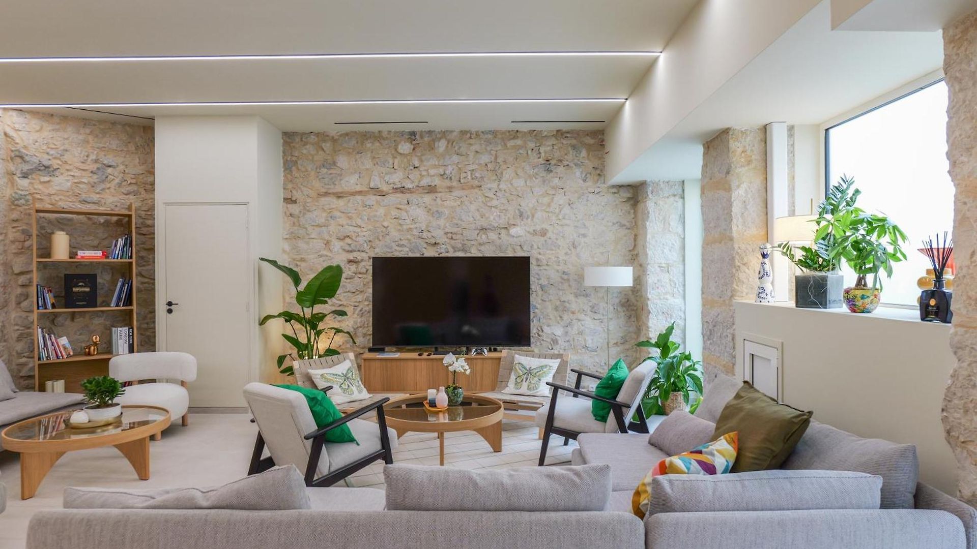 Appartement Extra Spacious Modern Hub Center