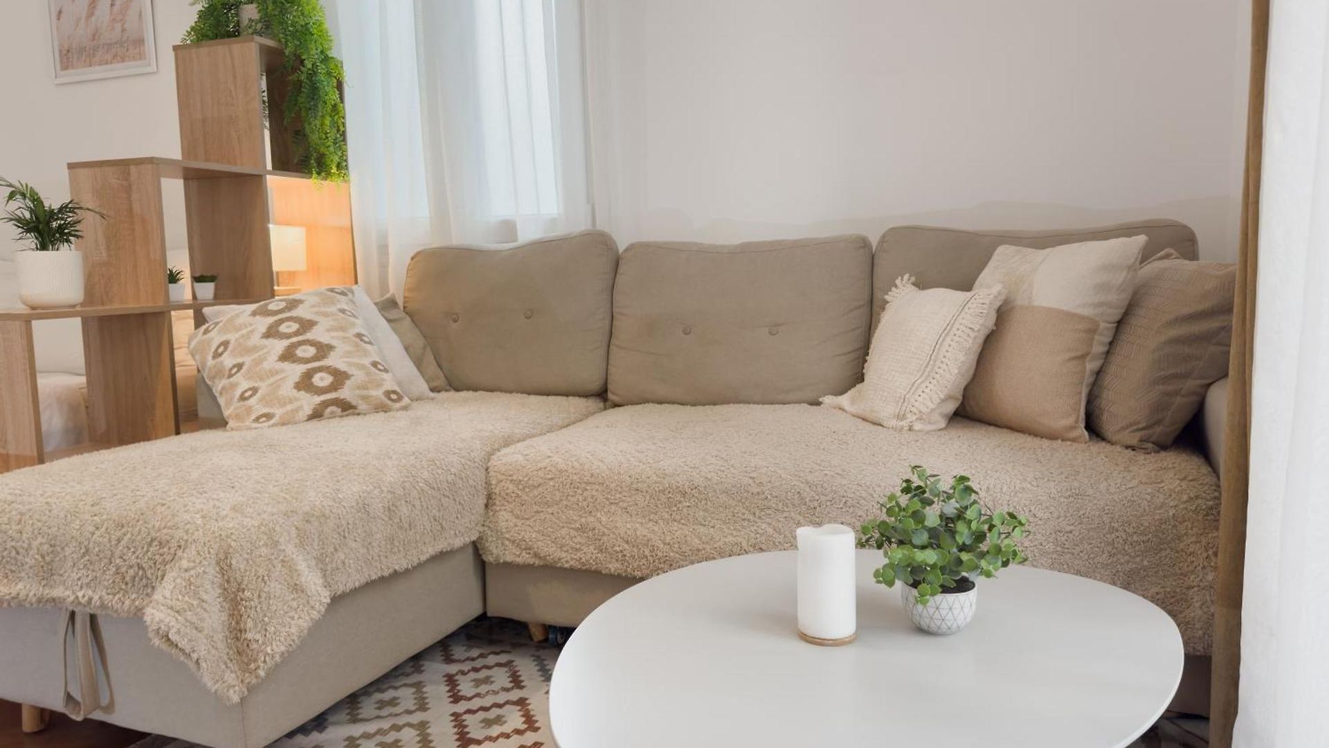 Appartement - Bright & Modern - Private Terrace - Aircon - Near Train &