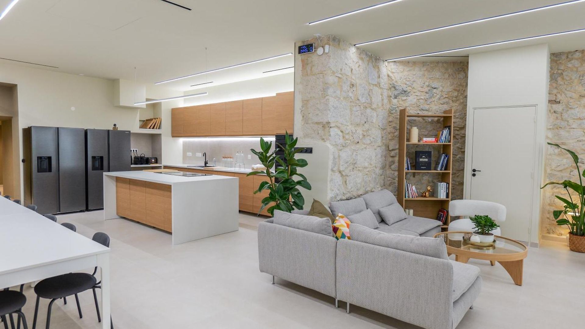 Appartement Extra Spacious Modern Hub Center *