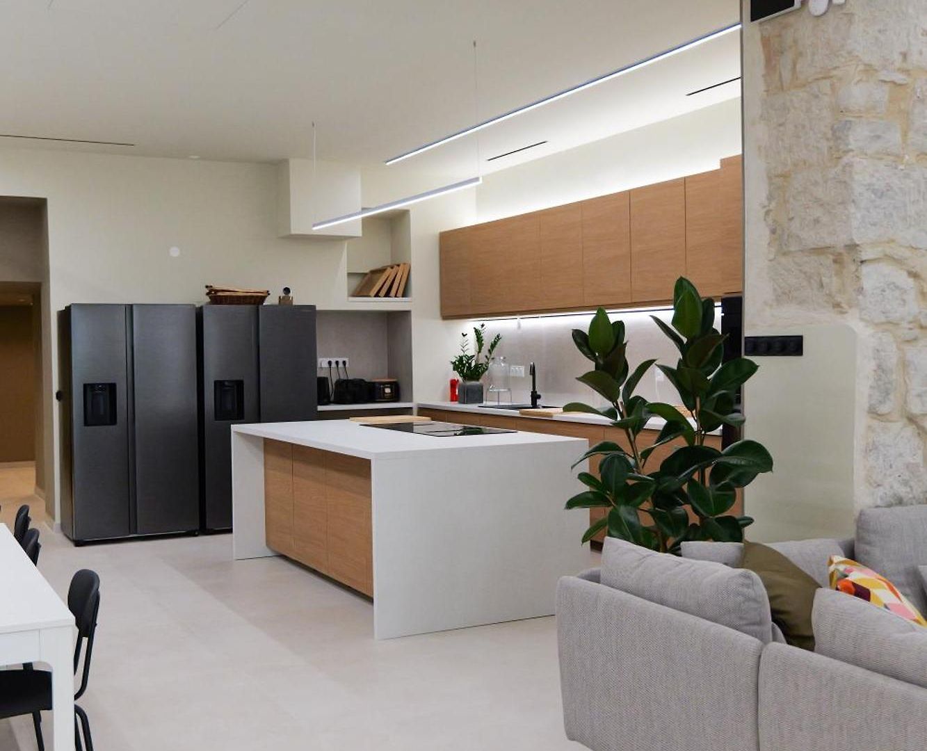 Appartement Extra Spacious Modern Hub Center