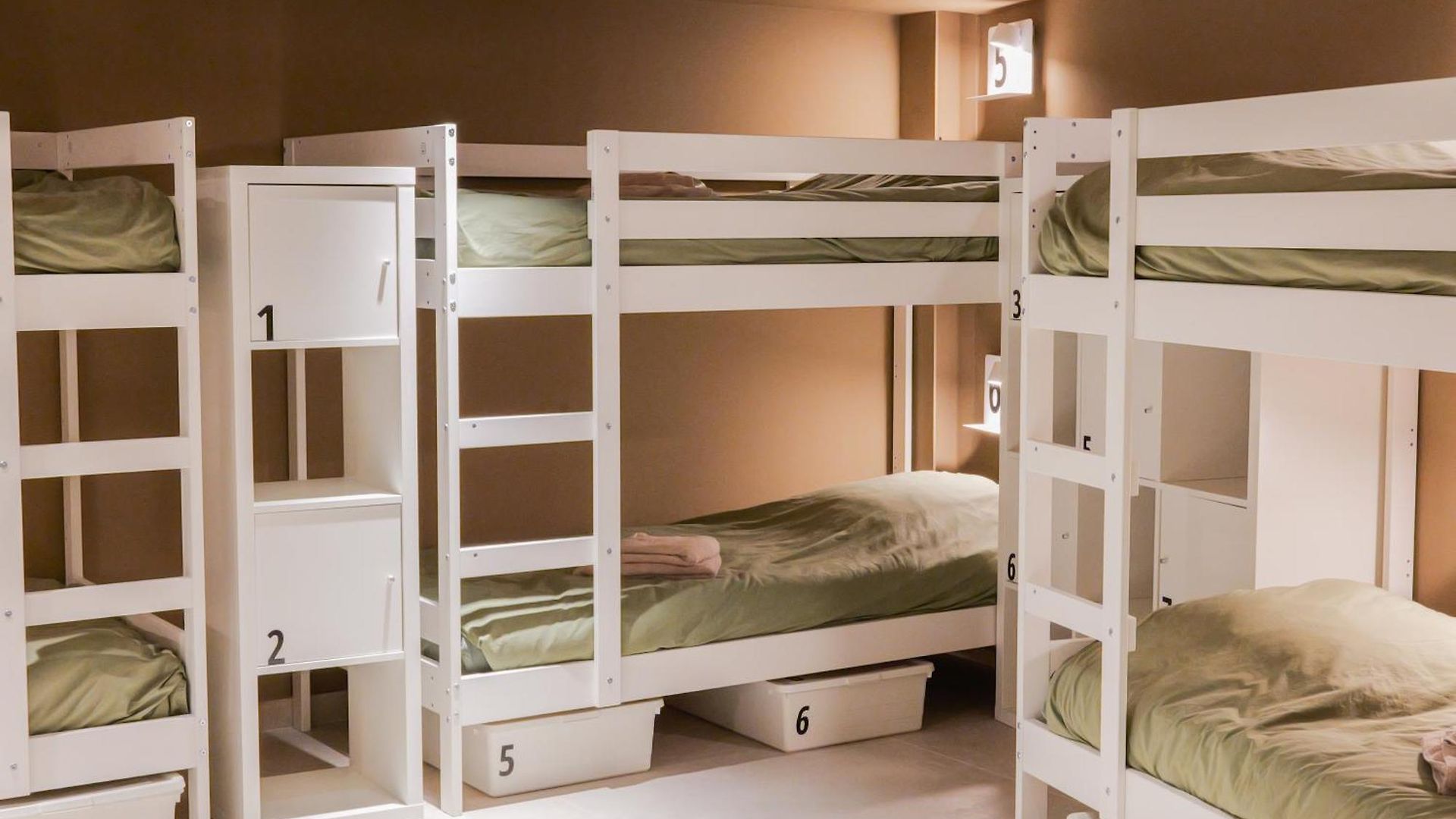 Appartement Extra Spacious Modern Hub Center