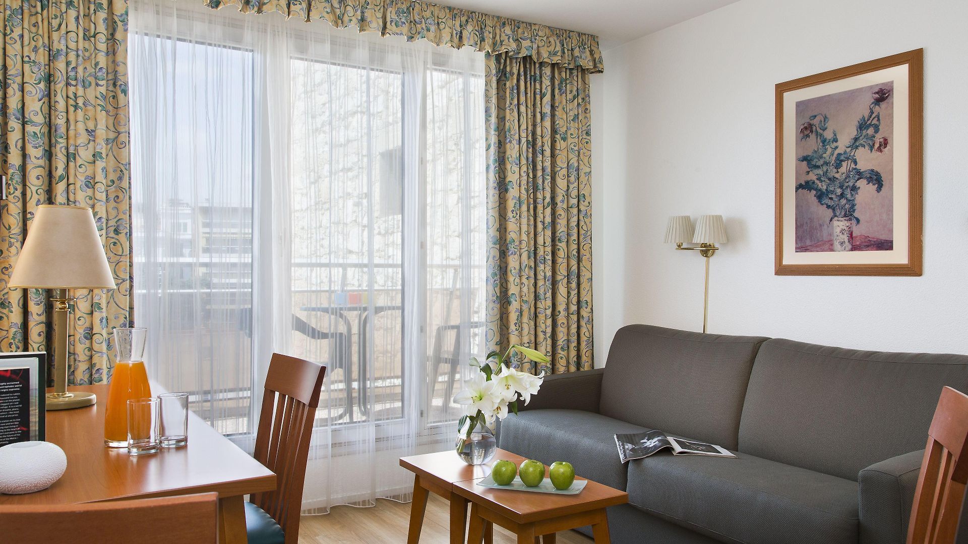 Residhome Promenade 3*
