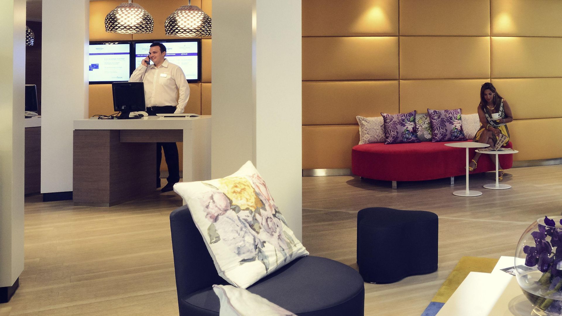 Hotel Mercure Centre Grimaldi 4*