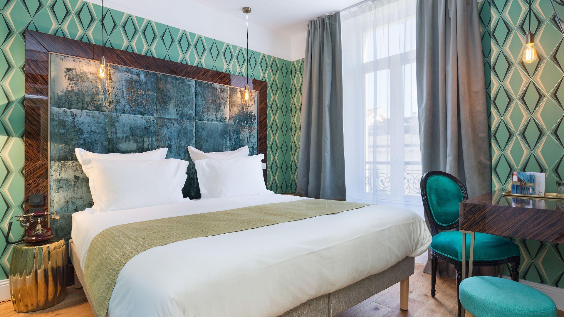 The Jay By Happyculture 4* Nice