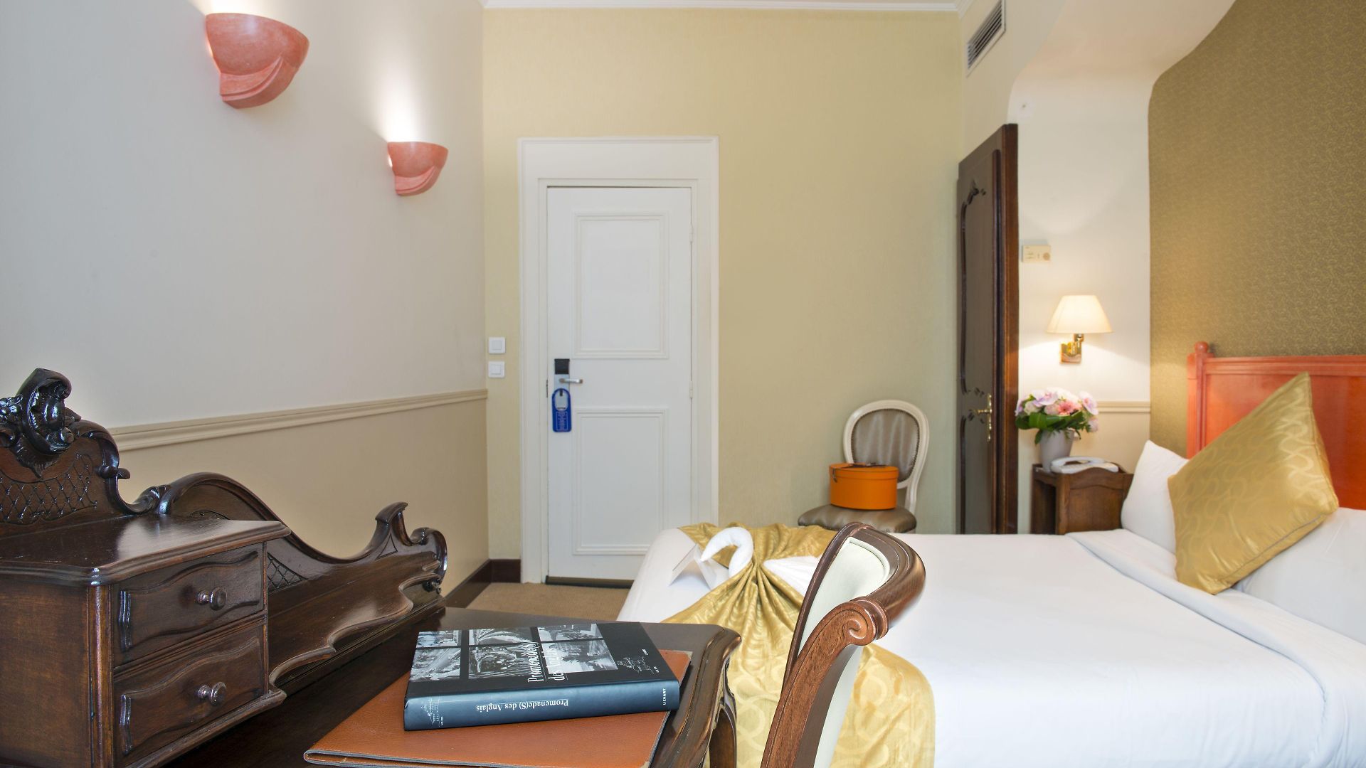 Hotel West End Promenade 4*