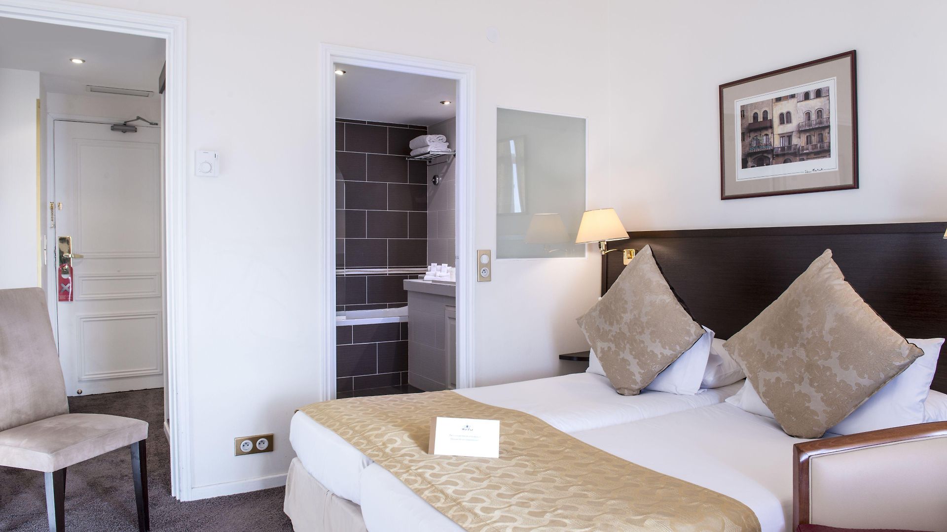 West End Promenade 4* Nice