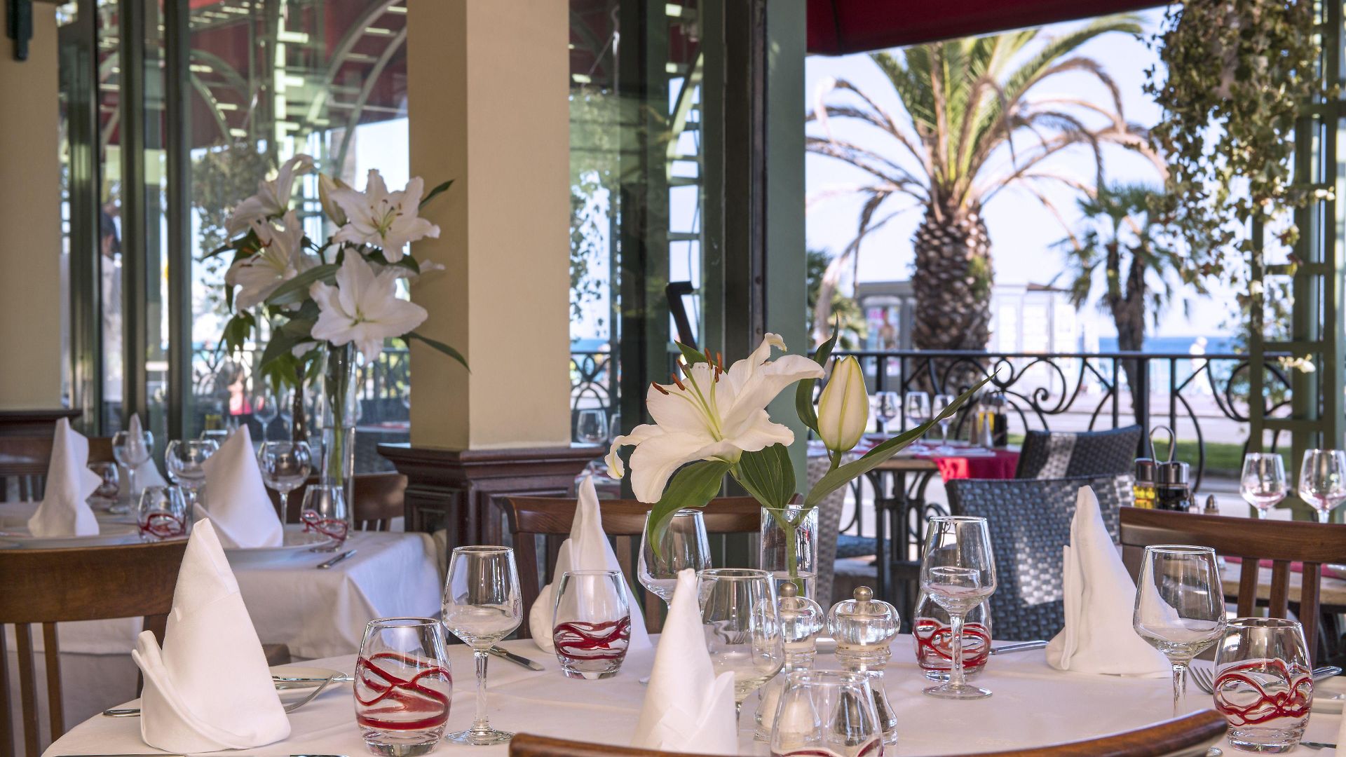 West End Promenade Hotel 4*