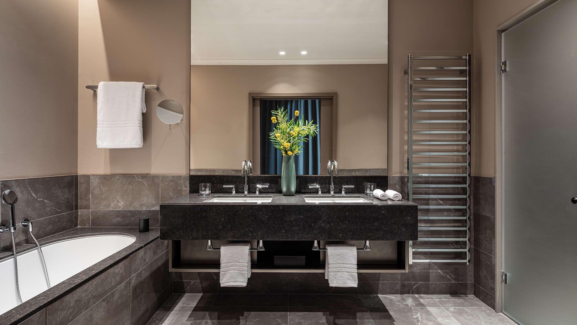 Anantara Plaza - A Leading Of The World 5* Nice