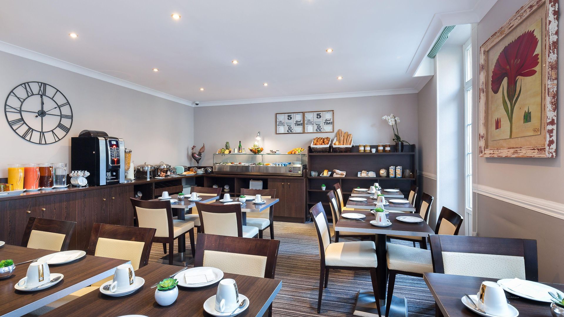 Western Lakmi Hotel 3*