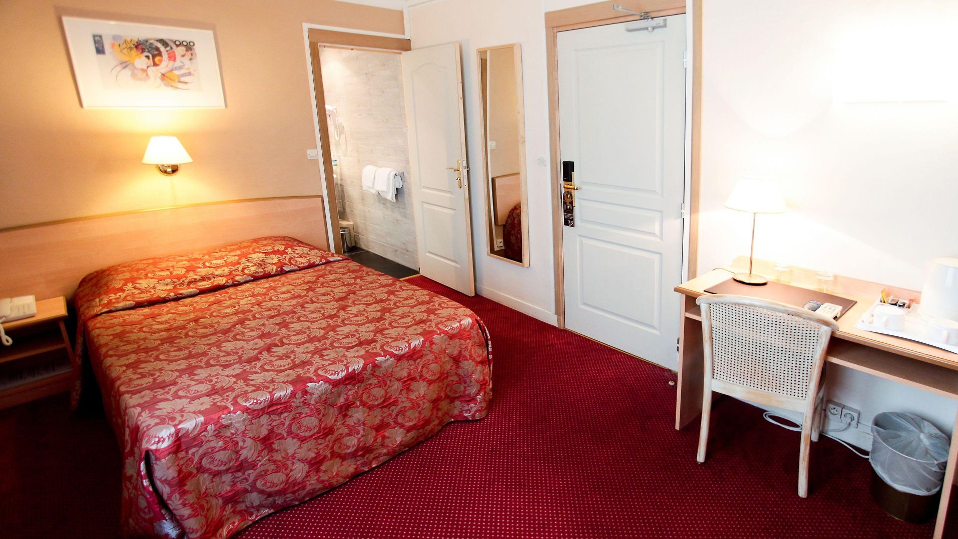 Ammi Lafayette Hotel