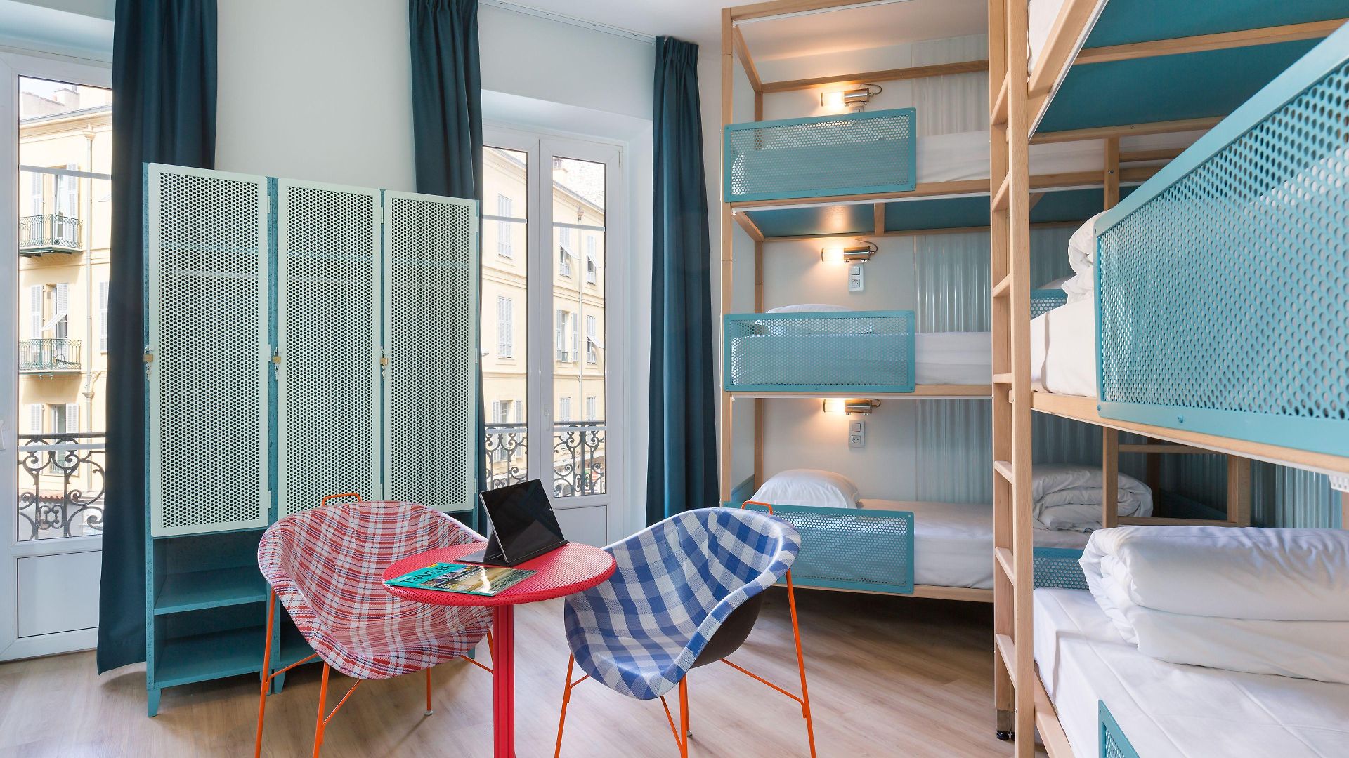 Ozz Auberge de jeunesse Nice