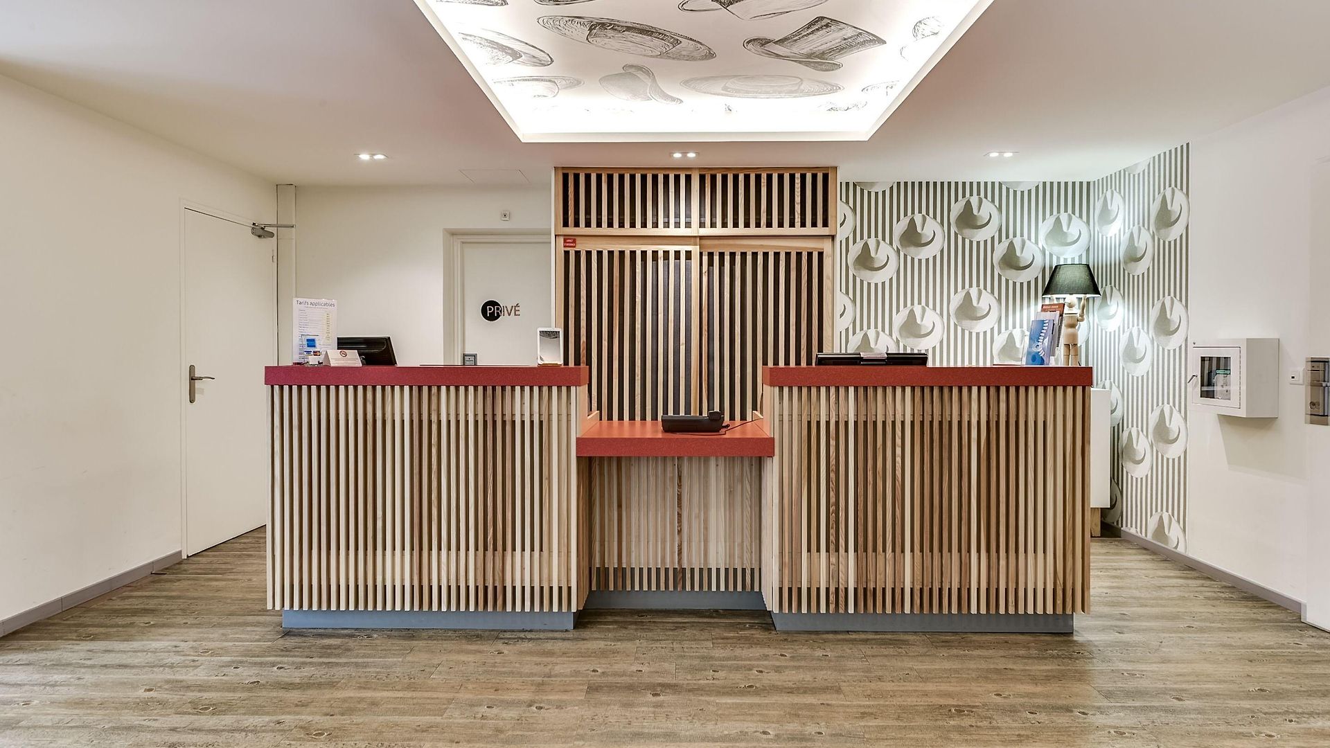 Ibis Styles Centre Port 3*
