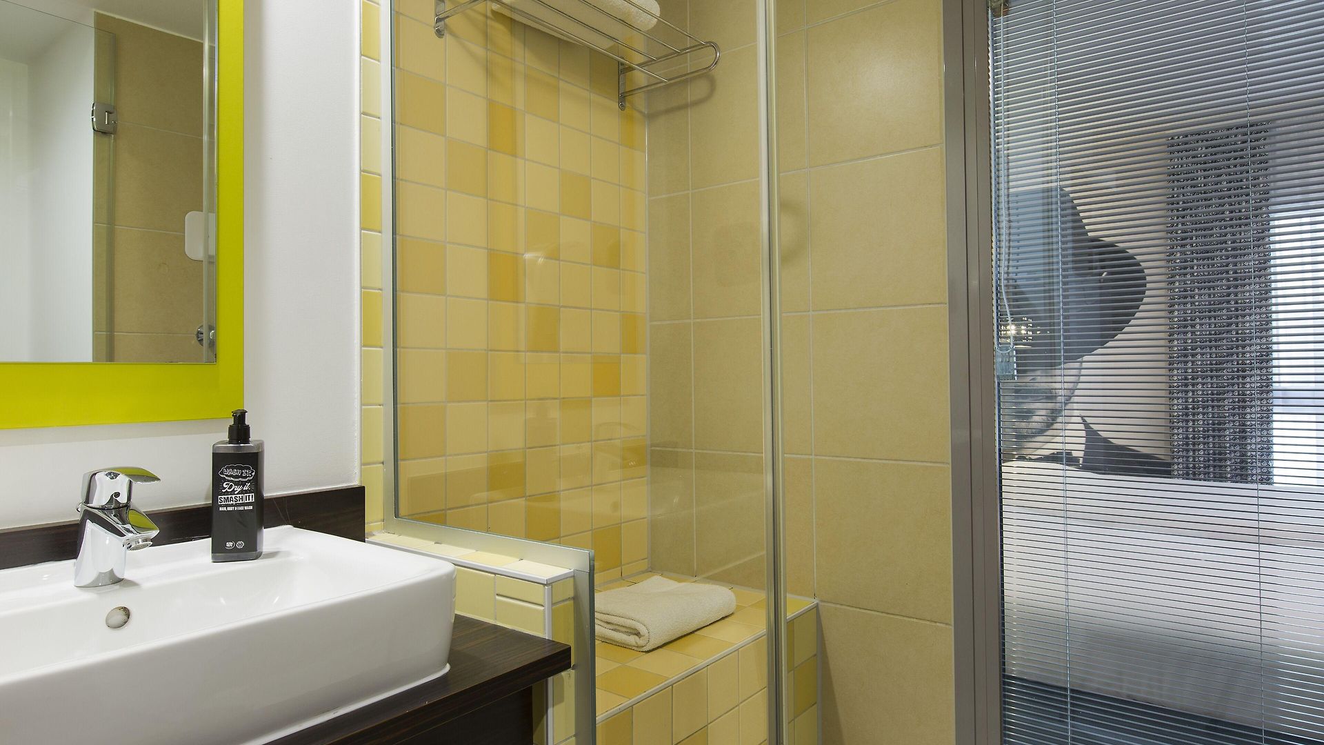 Hotel Ibis Styles Centre Port Nice