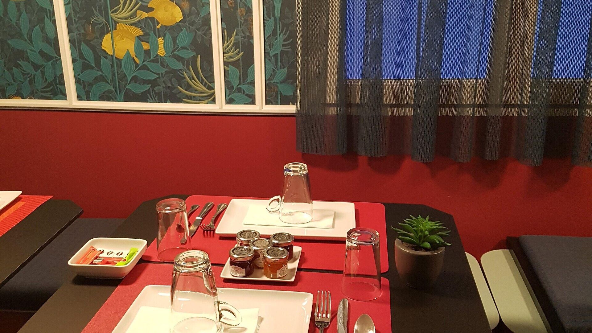 Les Cigales Hotel
