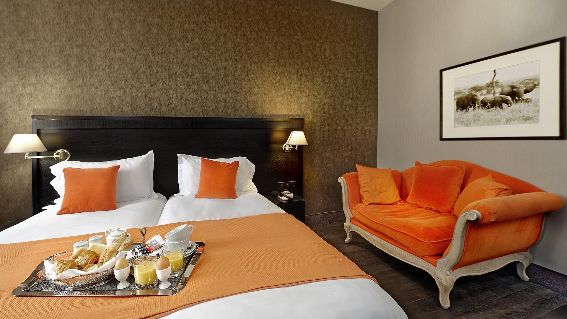 Western Cosy Hotel