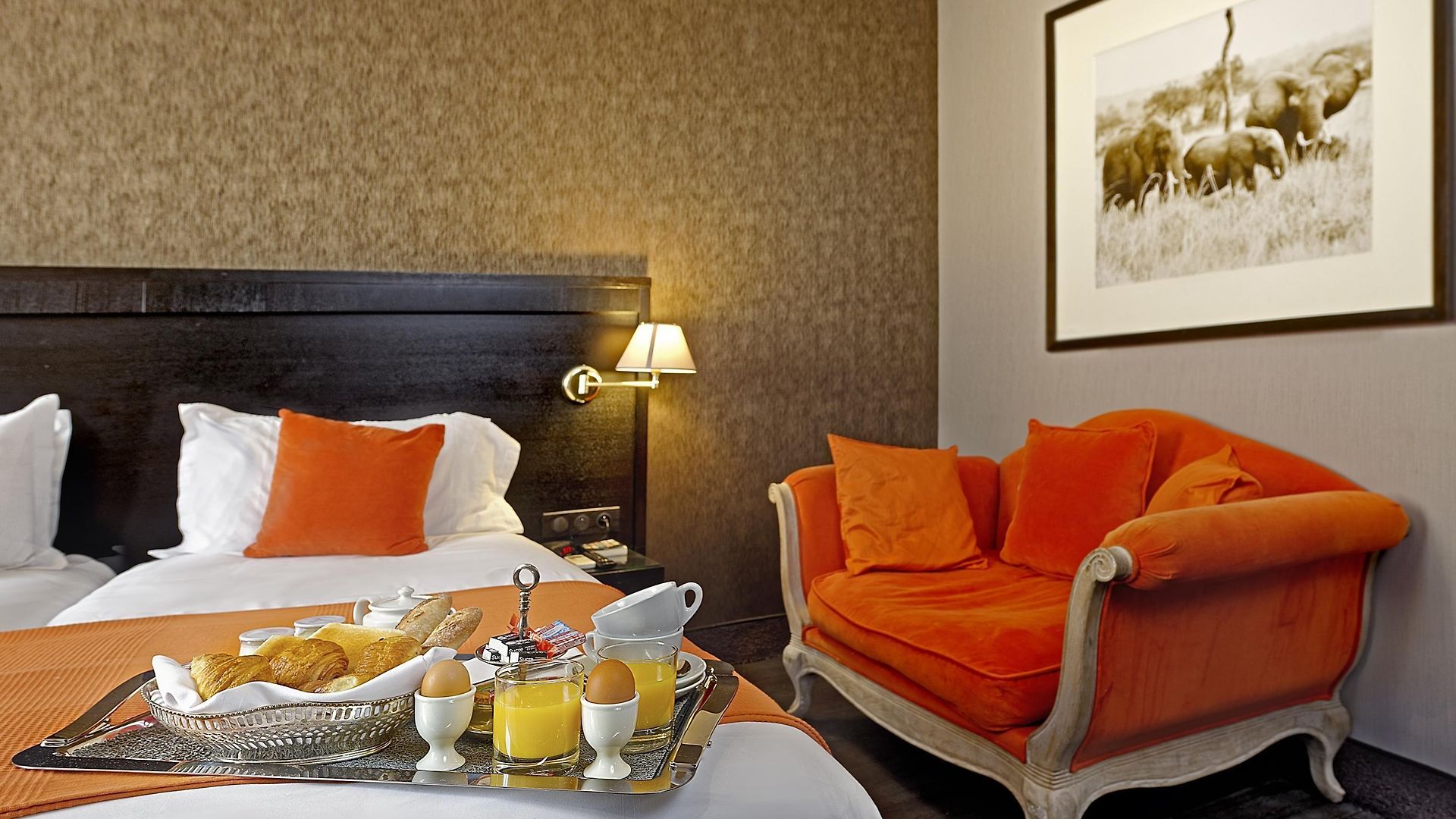 Western Cosy Hotel 4*