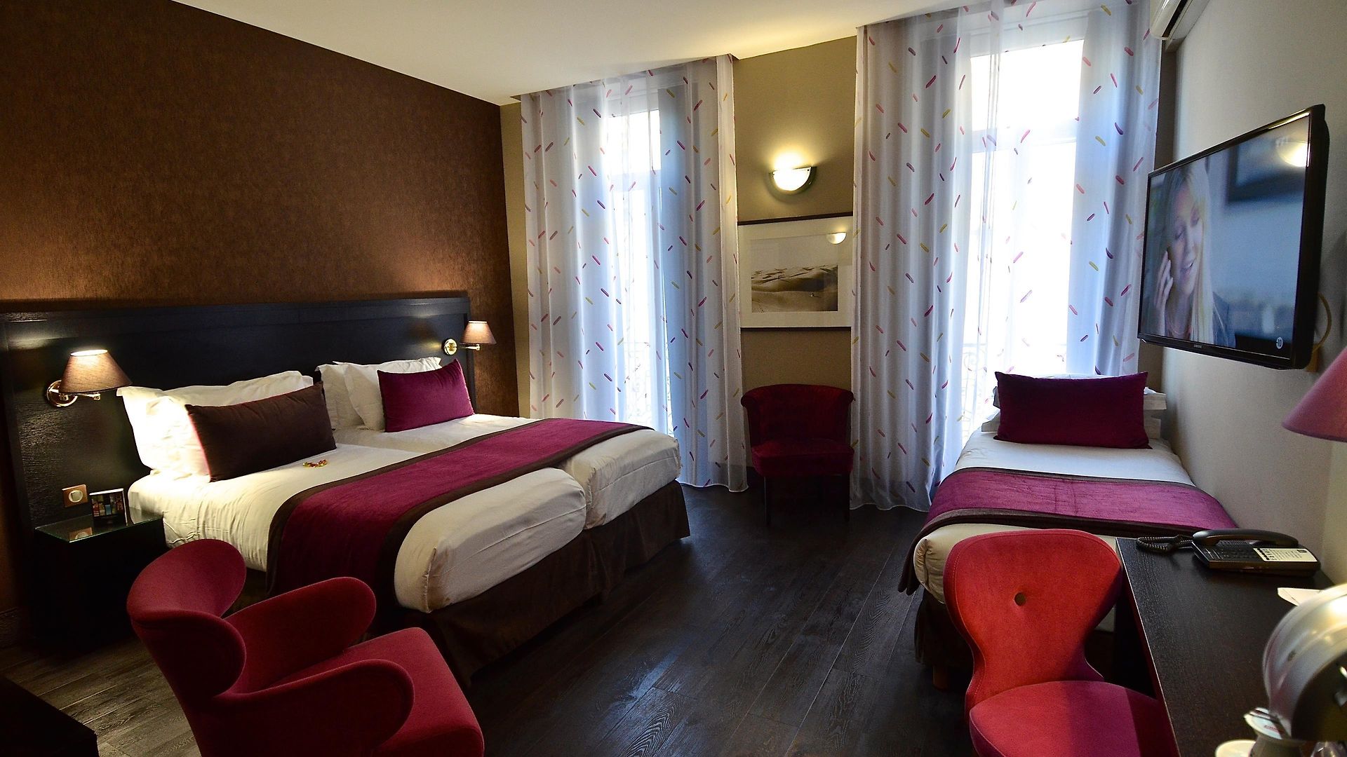 Western Cosy Hotel