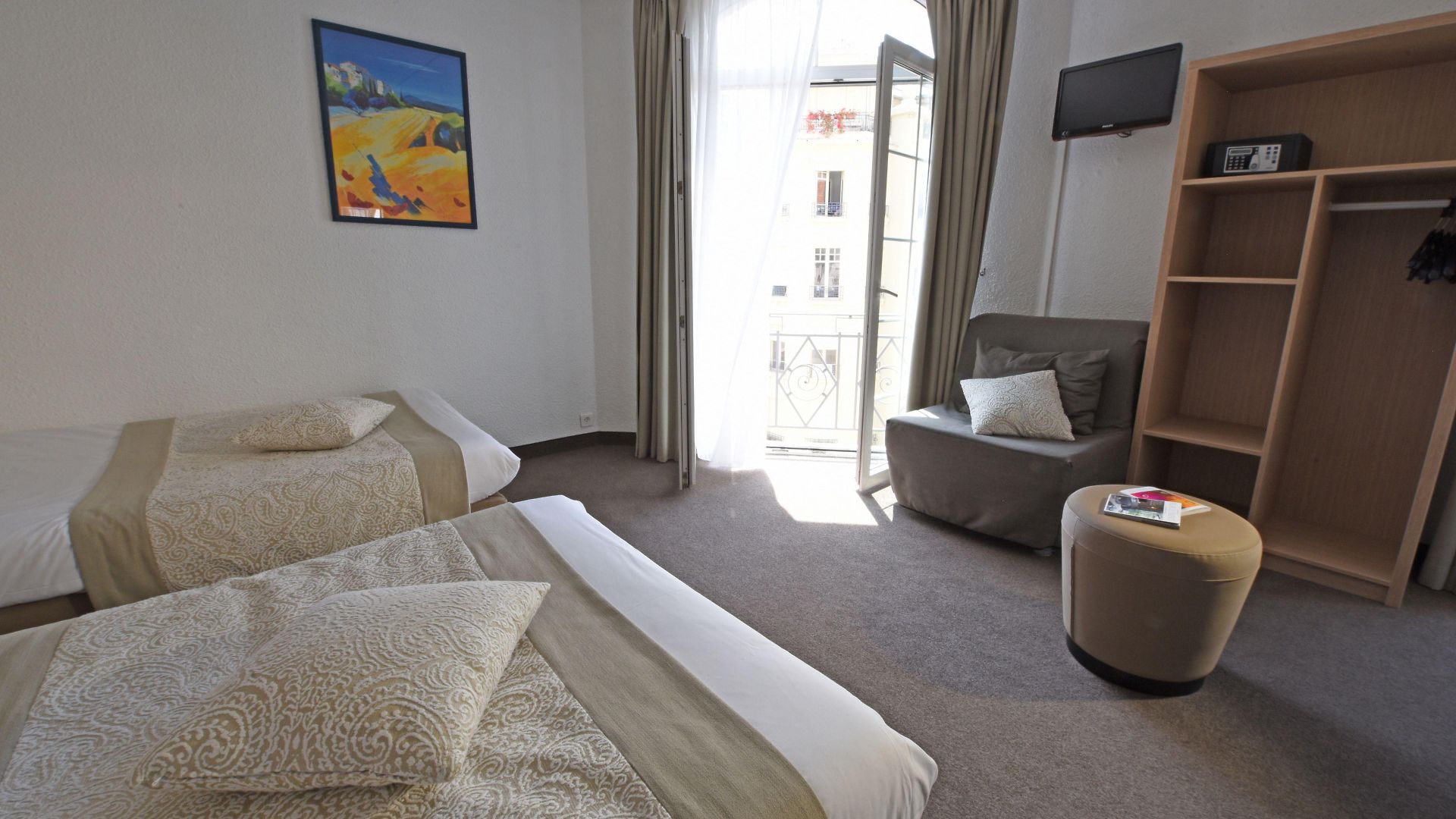 Le Riviera Collection, Signature Collection By Western Nice